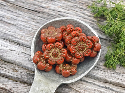 Czech Glass Beads - Flower Beads - Floral Beads - Wildflower Beads - Czech Glass Flowers - 14mm - 12pcs - (2325)