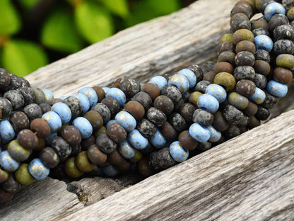 2/0 Aged Matte Nyx Picasso Mix Seed Beads (19' Strand)