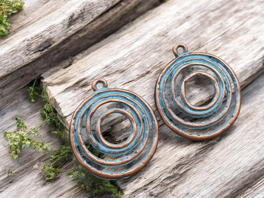 *5* 26x22mm Copper Patina Floating Circle Charms