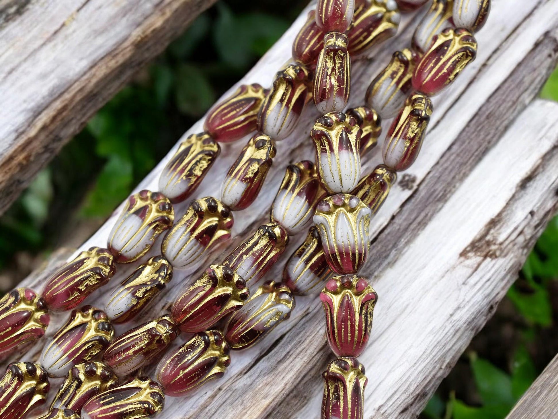 Czech Glass Beads - Flower Beads - Tulip Beads - Czech Glass Flowers - Czech Flower Beads - 12x8mm - (4133)