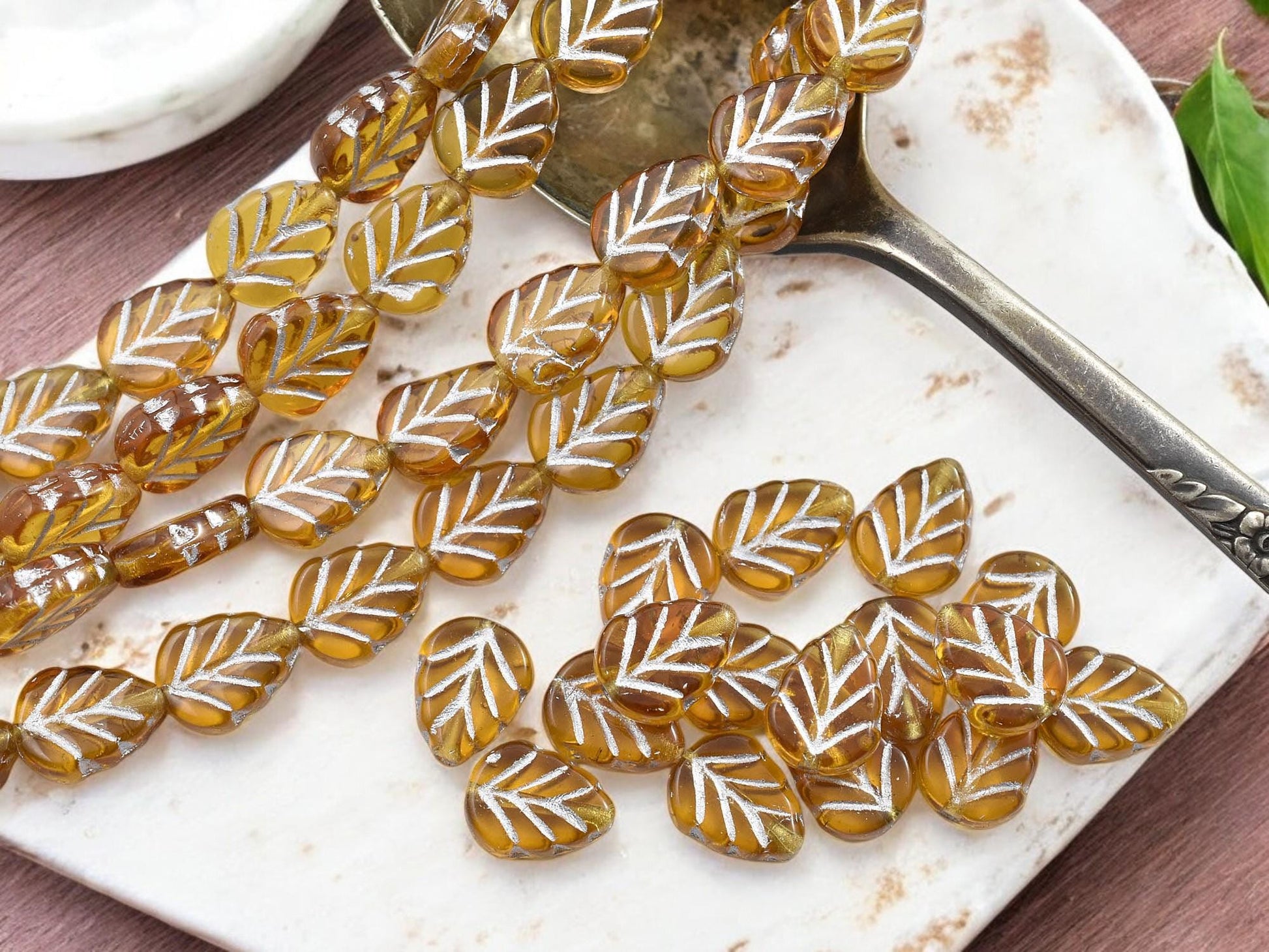 Czech Glass Beads - Leaf Beads - Picasso Beads - Fall Beads - Czech Leaves - 10x8mm - 16pcs - (2421)