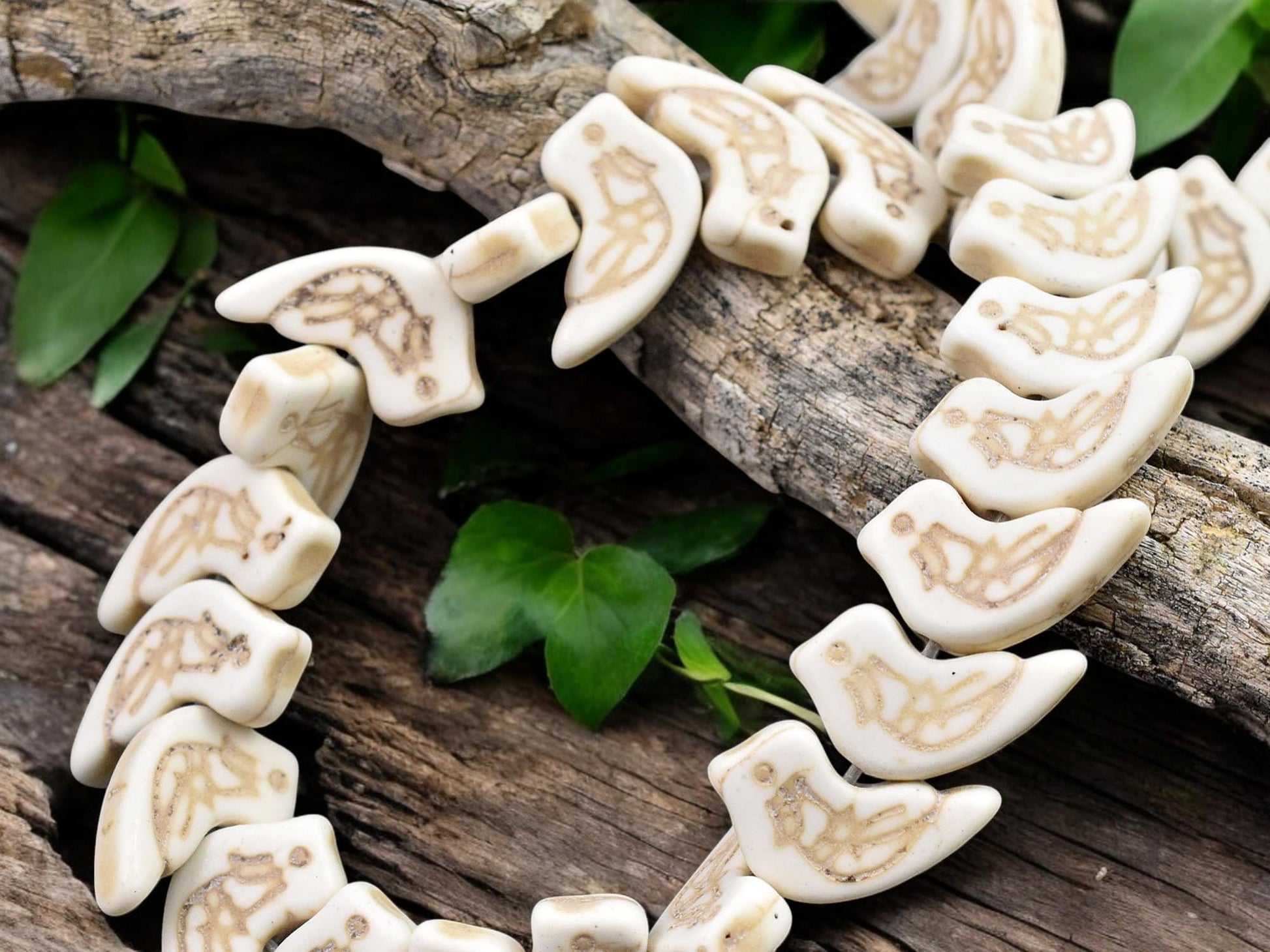 19x10mm Bone Synthetic Turquoise Bird Beads - 15" Strand