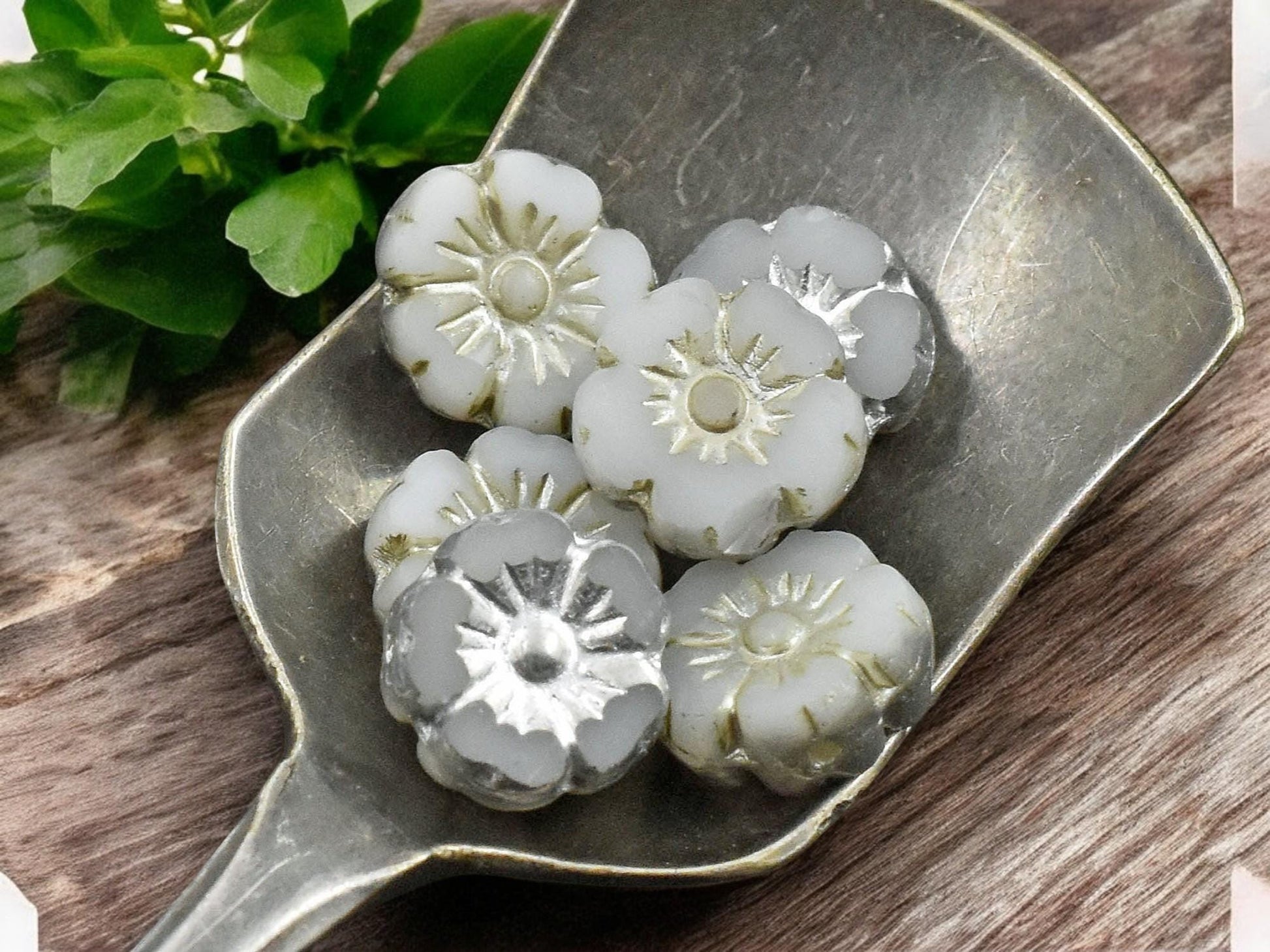 *16* 9mm Metallic Beige Washed Silvered White Table Cut Hawaiian Flower Beads