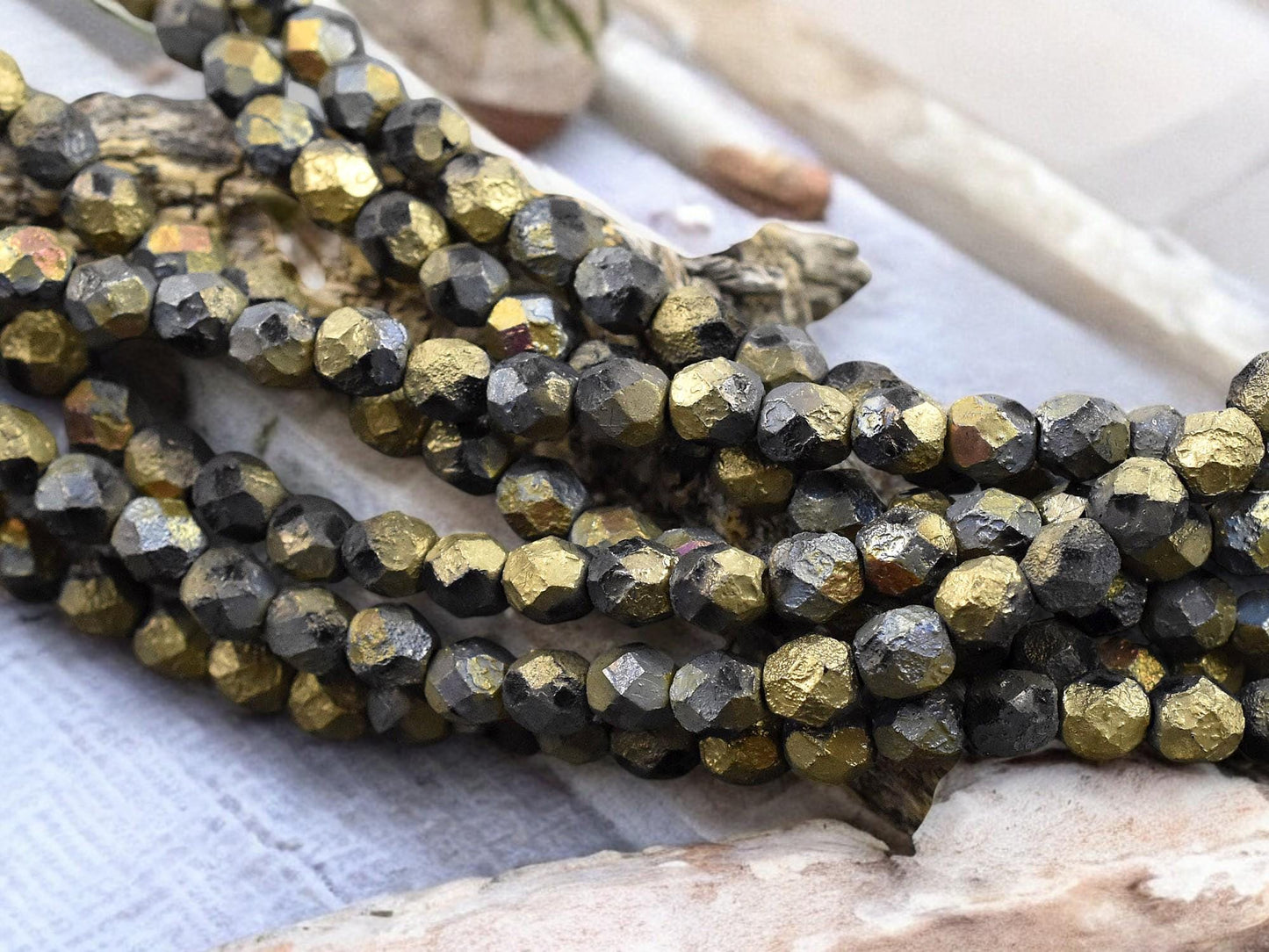 *25* 6mm Etched California Sun Round Fire Polished Beads