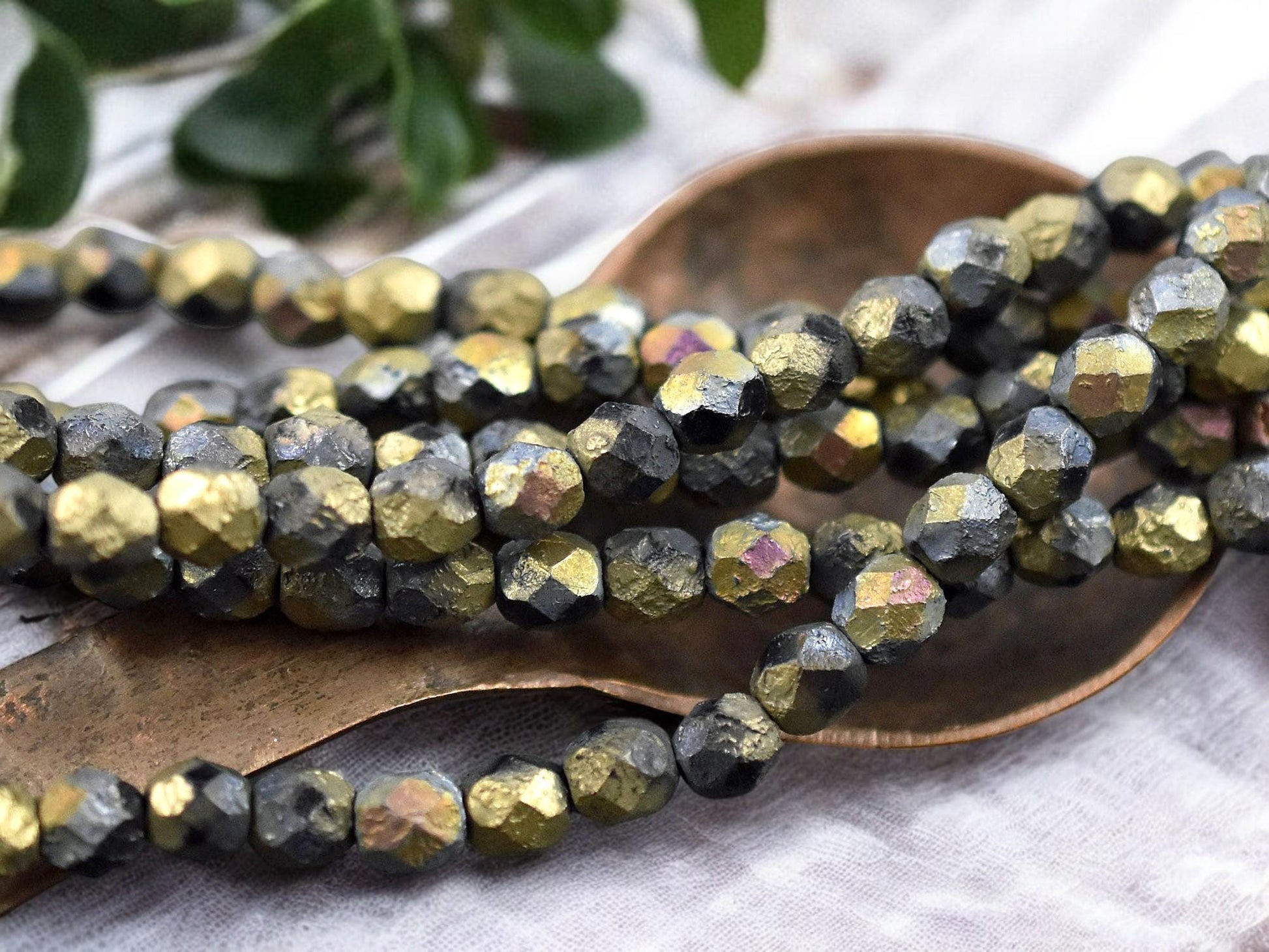 *25* 6mm Etched California Sun Round Fire Polished Beads