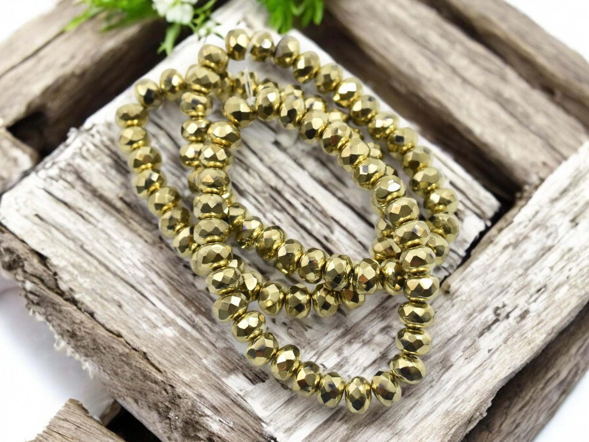 Czech Glass Beads - Rondelle Beads - Gold Spacers - Gold Beads - 3x5mm Rondelle Beads - 30pcs - (4460)