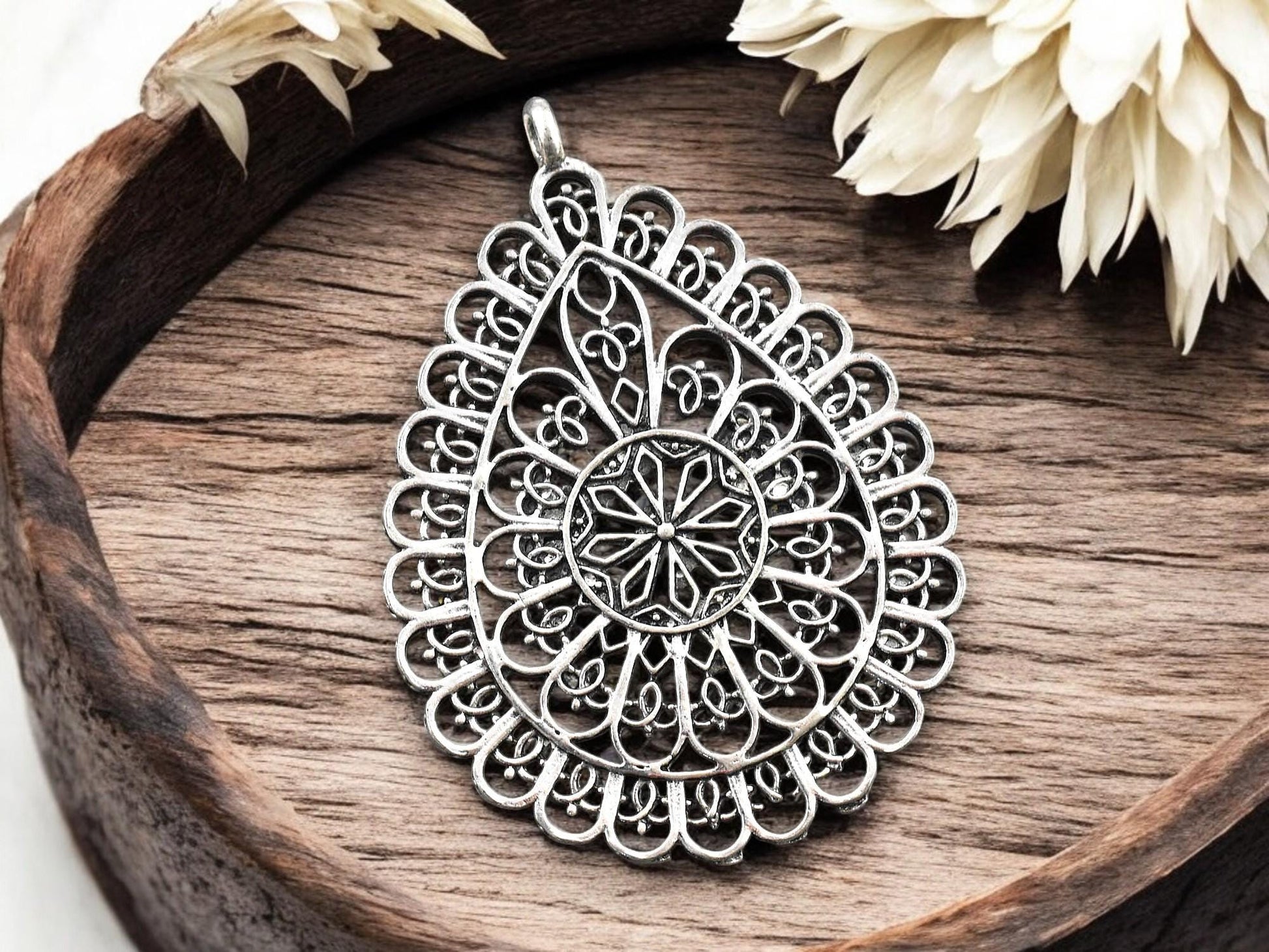 59x43mm Antique Silver Filigree Teardrop Pendants -- 3pcs