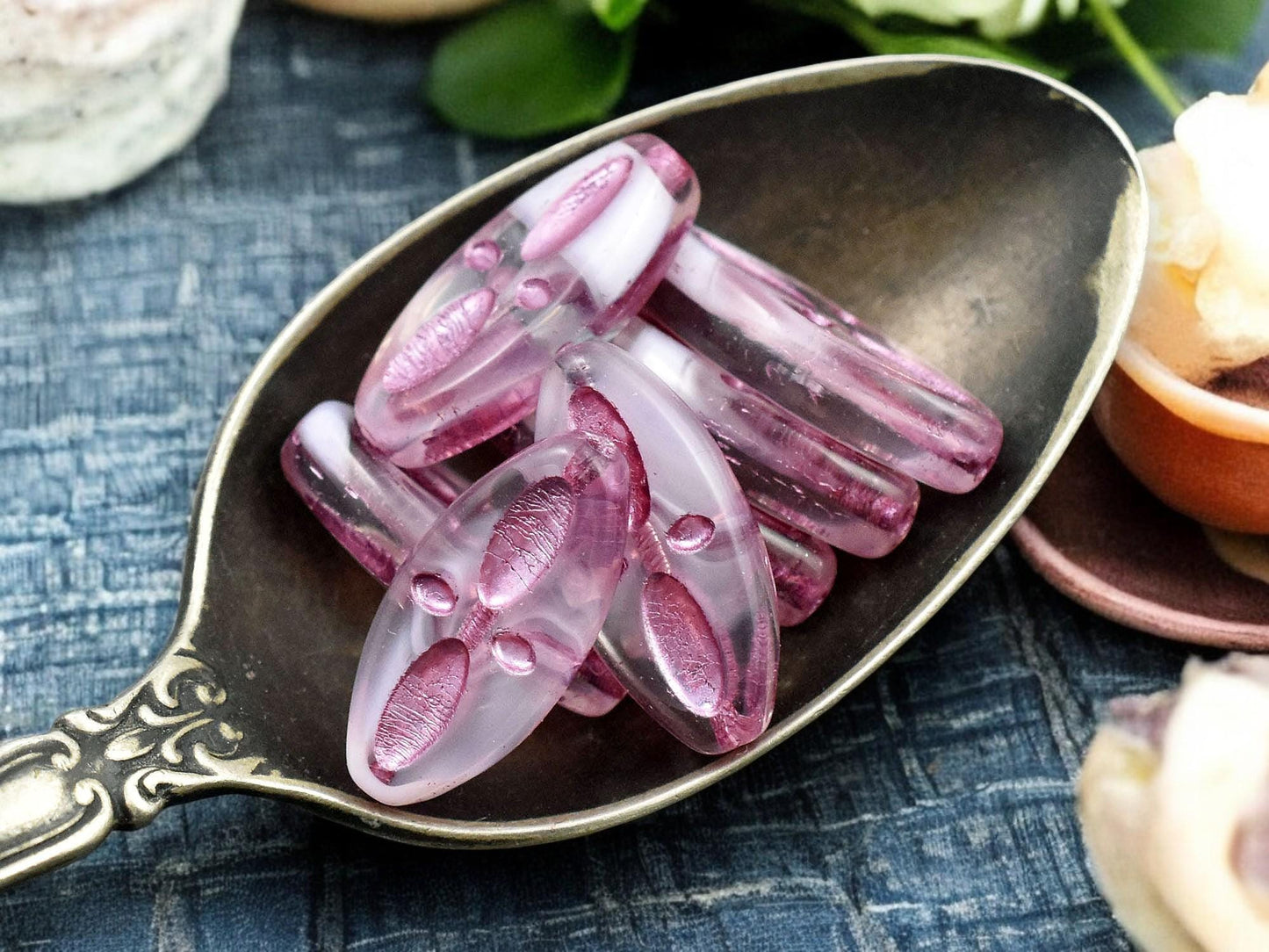 *10* 20x9mm Metallic Pink Washed White Crystal Cloud Marquise Oval Beads