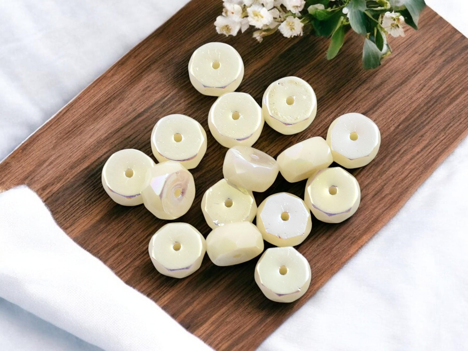 Heishi Beads - Czech Glass Beads - Fire Polished Beads - Rondelle Beads - 6x4mm - 15pcs - (1006)