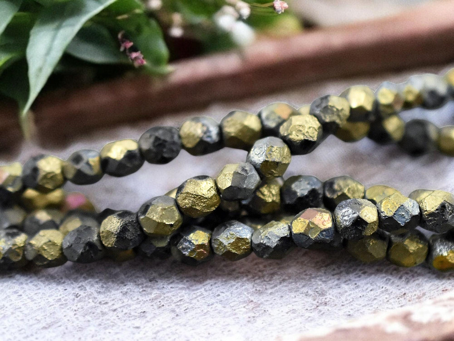 *25* 6mm Etched California Sun Round Fire Polished Beads