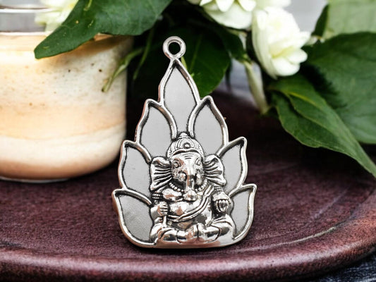 Silver Pendant - Ganesha Pendant - Elephant Pendant - Metal Pendant - 2pcs - 54x36x11mm - (B915)