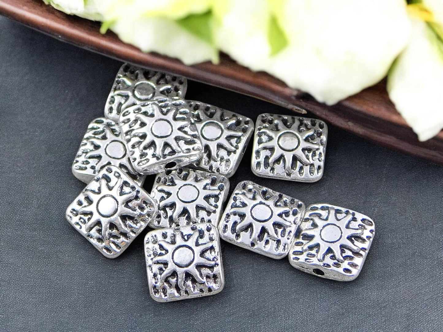 *50* 10mm Antique Silver Sun Design Beveled Square Beads
