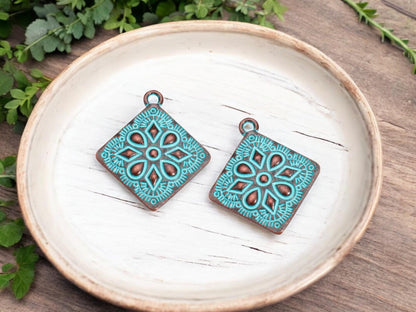 Metal Charms - Patina Charms - Drop Charms - Copper Charms - 28x25mm - 20pcs - (A522)