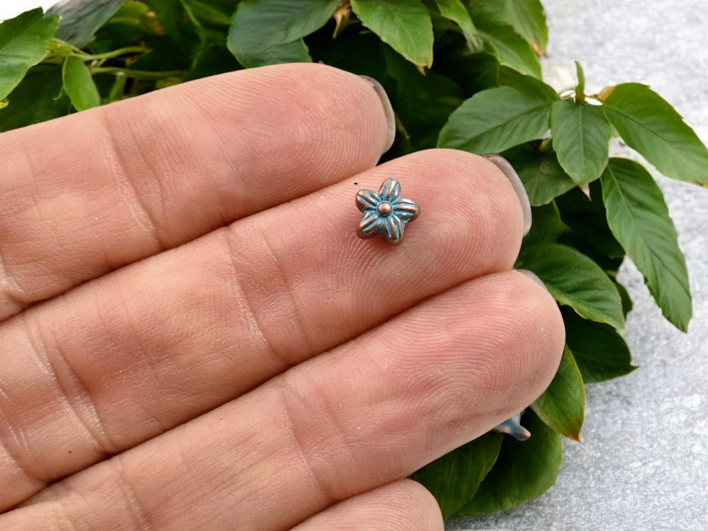 Metal Beads - Copper Beads - Flower Beads - Floral Charm - Patina Beads - 7mm - 100pcs - (4633)