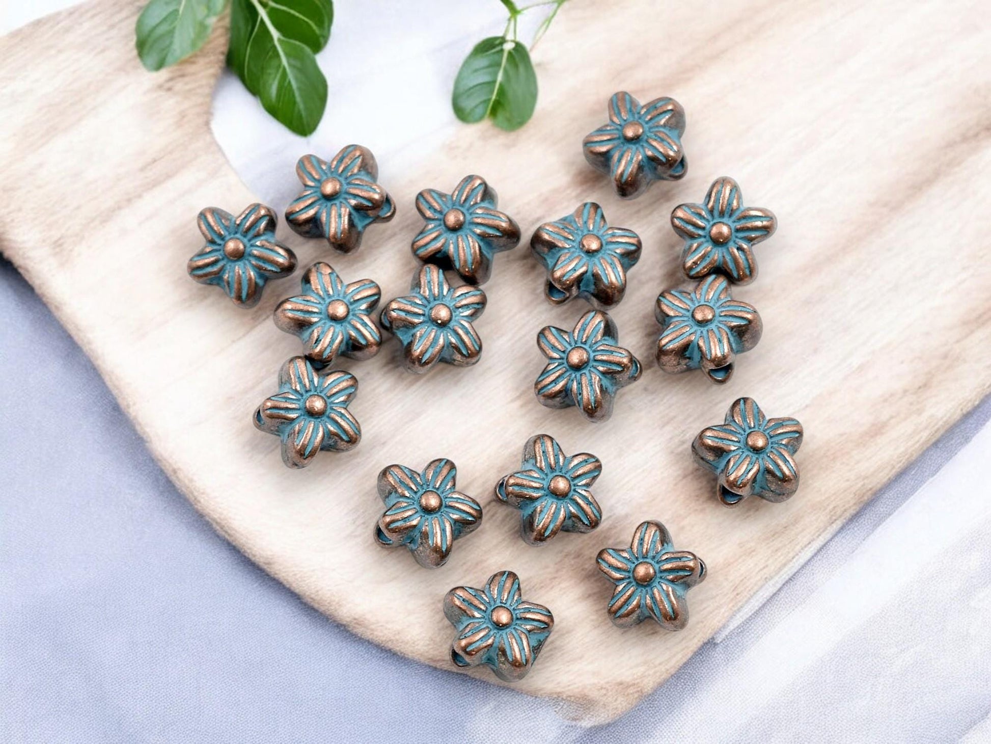 Metal Beads - Copper Beads - Flower Beads - Floral Charm - Patina Beads - 7mm - 100pcs - (4633)