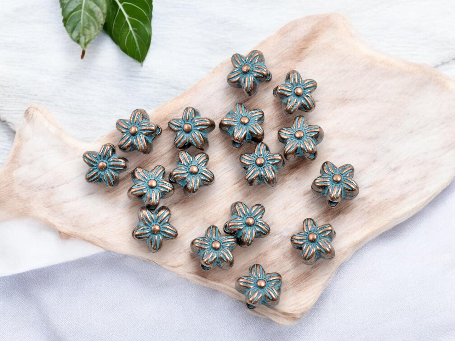 Metal Beads - Copper Beads - Flower Beads - Floral Charm - Patina Beads - 7mm - 100pcs - (4633)