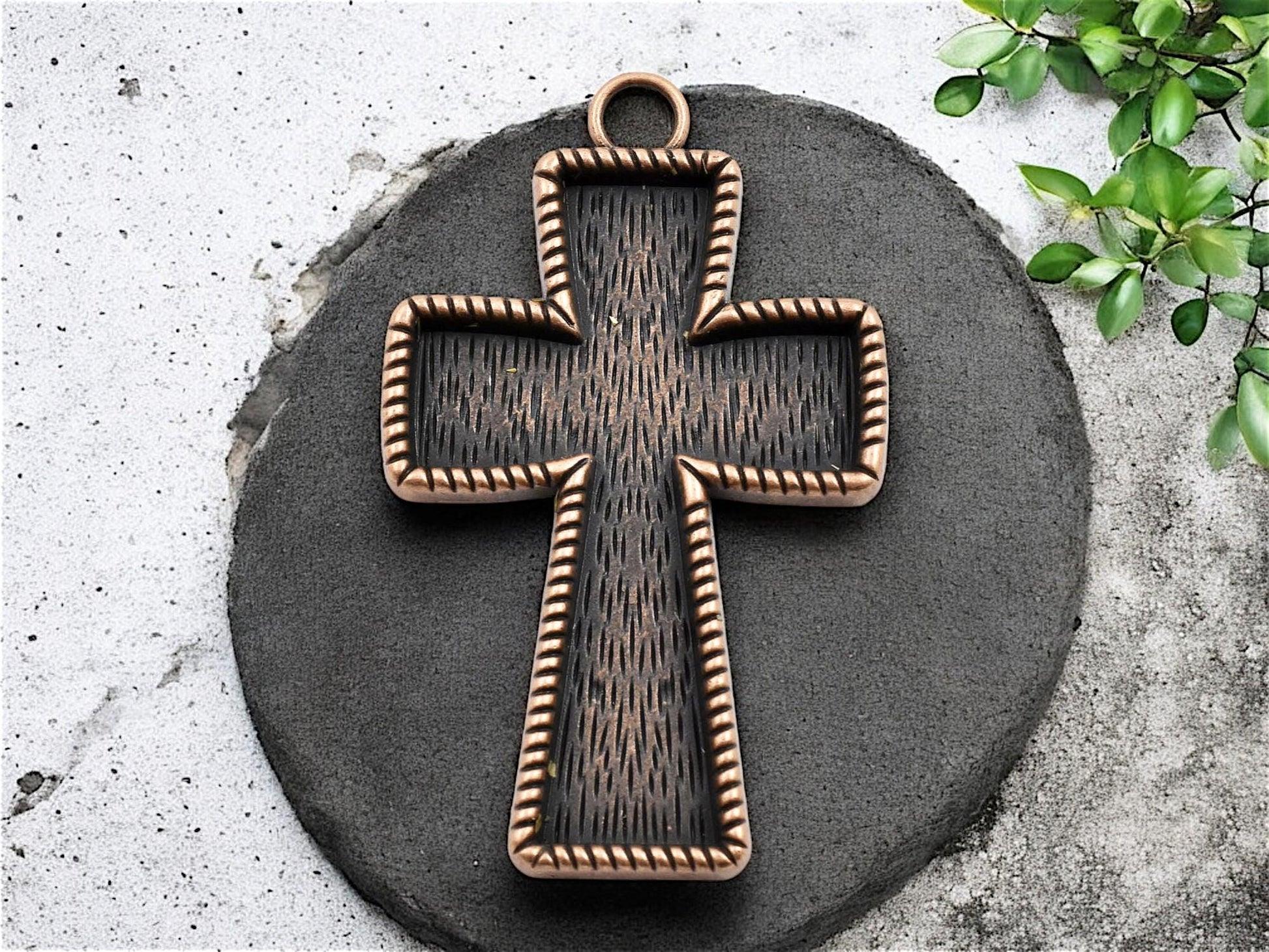 Metal Pendant - Cross Pendant - DIY Resin Jewelry - Open Bezel Pendant - 70x43mm - 2pcs