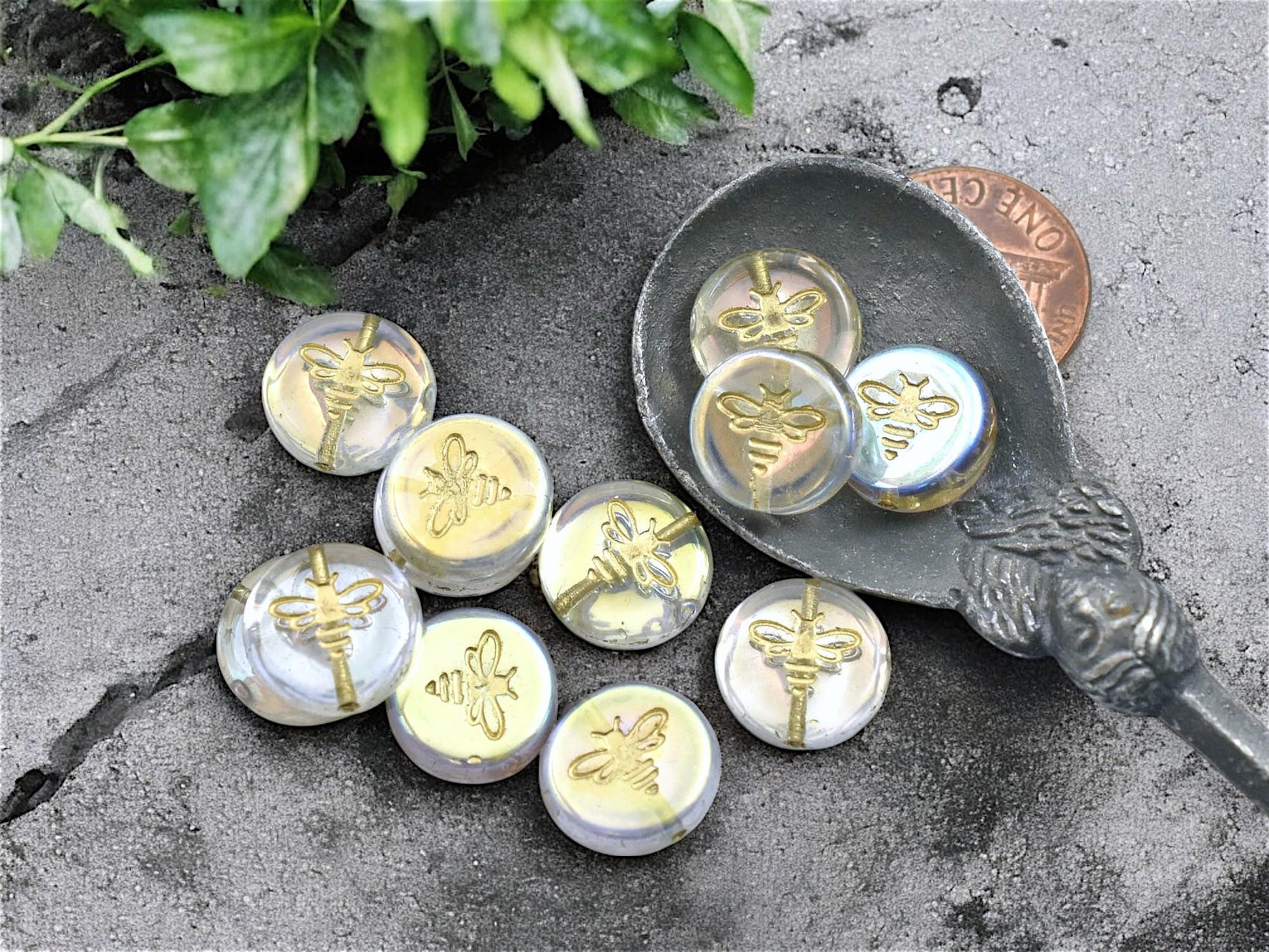 Czech Glass Beads - Bumble Bee - Bee Beads - Czech Glass Bee Coin - Picasso Beads - 12mm - 12pcs - (281)