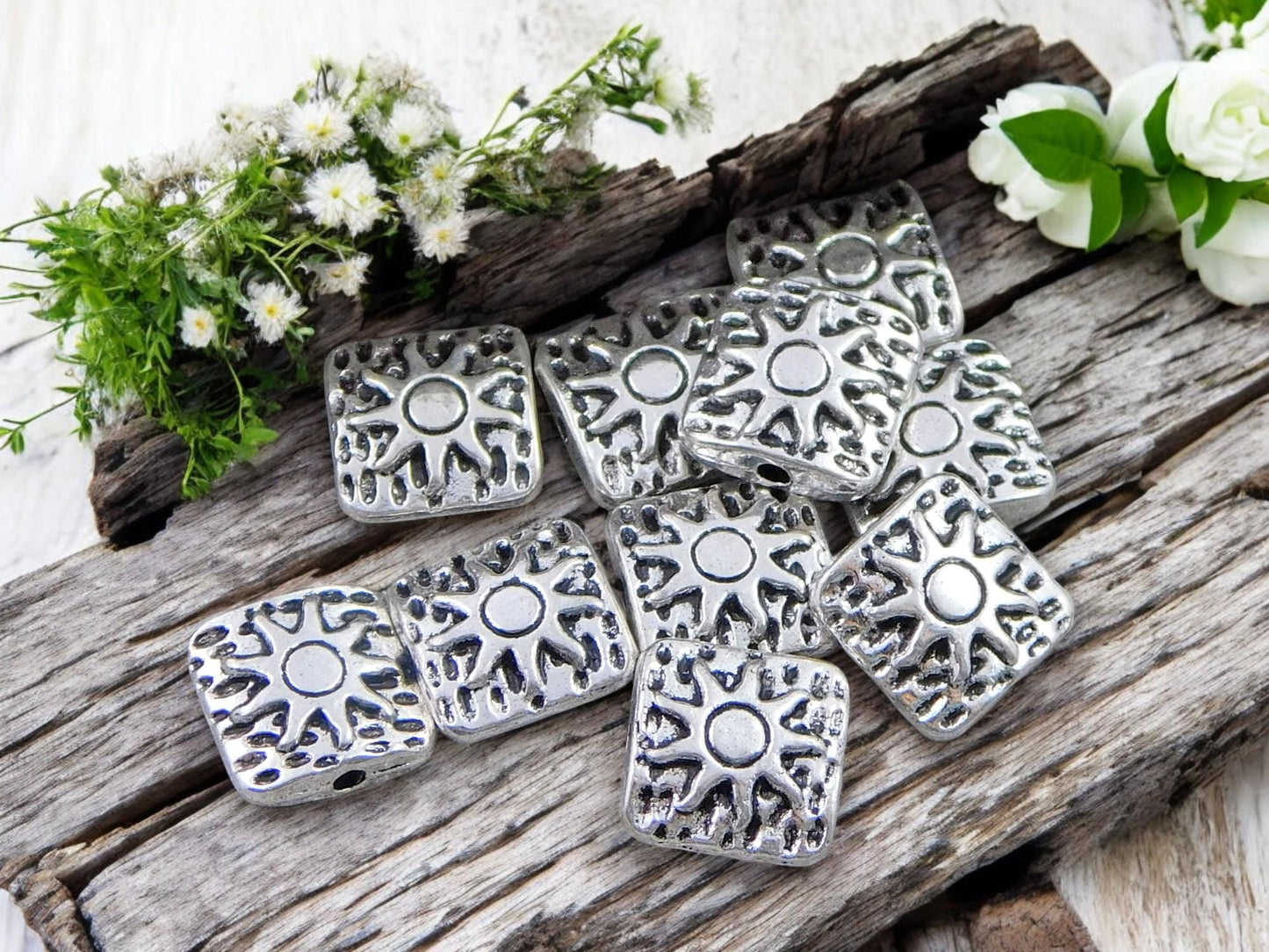 *50* 10mm Antique Silver Sun Design Beveled Square Beads