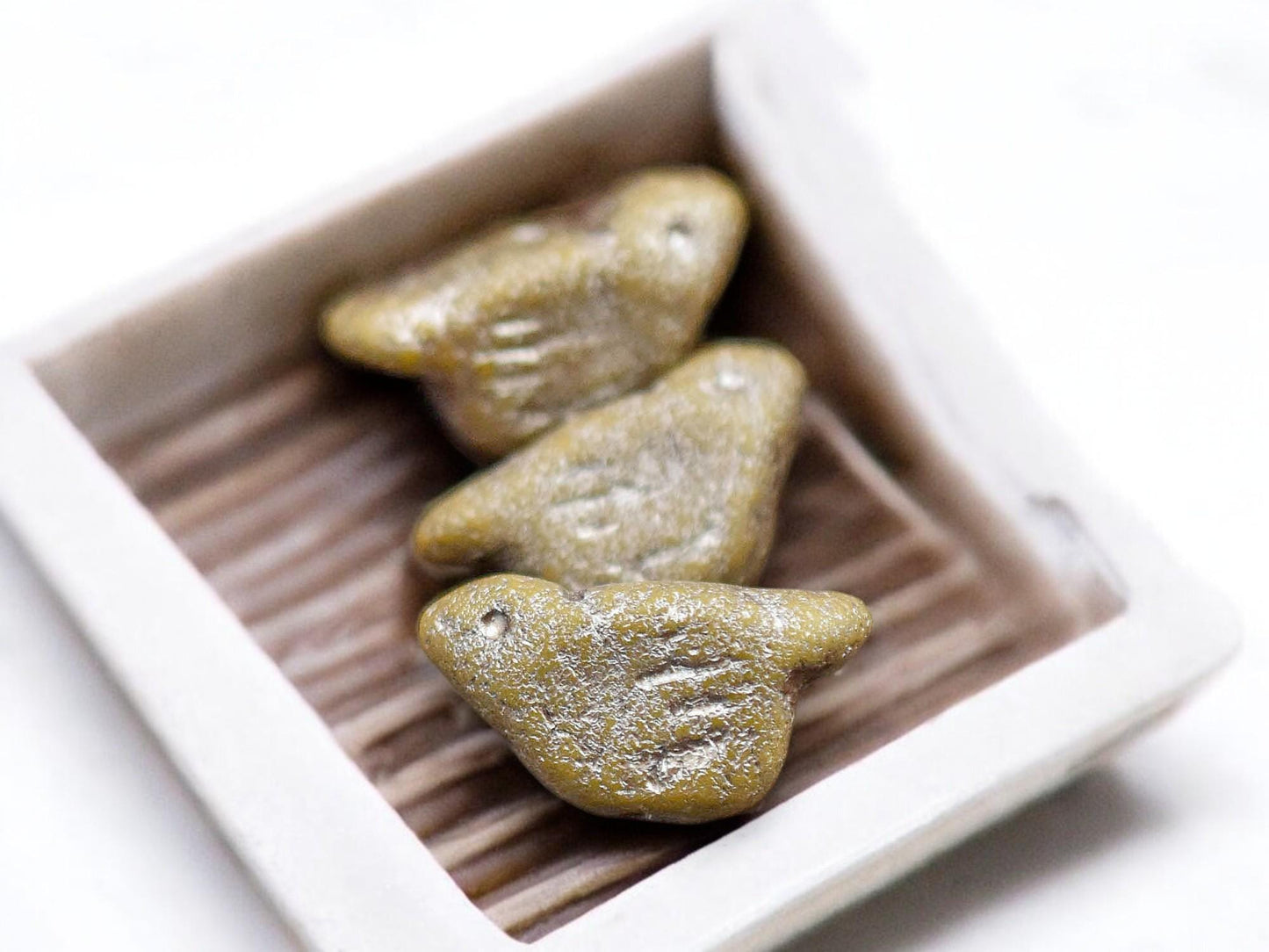 *6* 11x22mm Platinum Washed Etched Matte Goldenrod Bird Beads