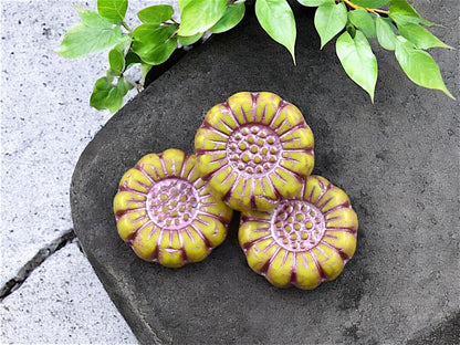 *12* 13mm Metallic Pink Washed Gaspeite Green Sunflower Coin Beads