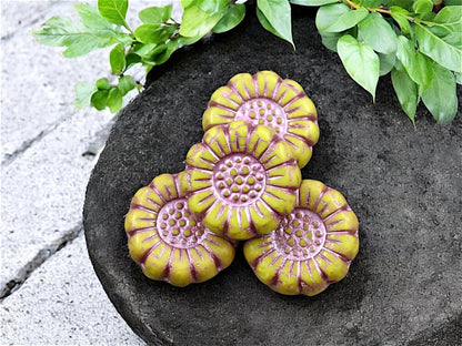 *12* 13mm Metallic Pink Washed Gaspeite Green Sunflower Coin Beads