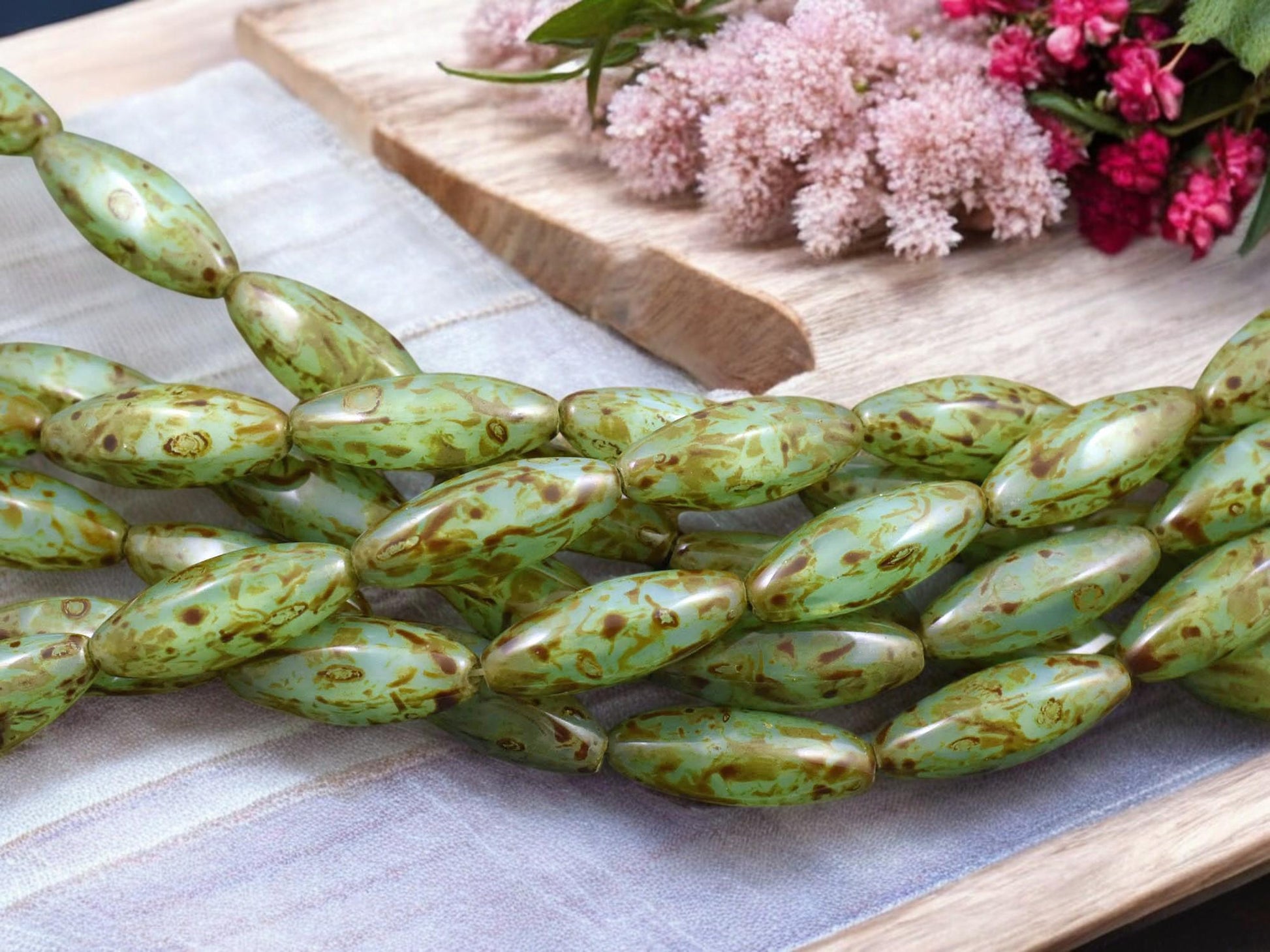 *10* 19x7mm Green Opaline Travertine Wedged Oval Beads