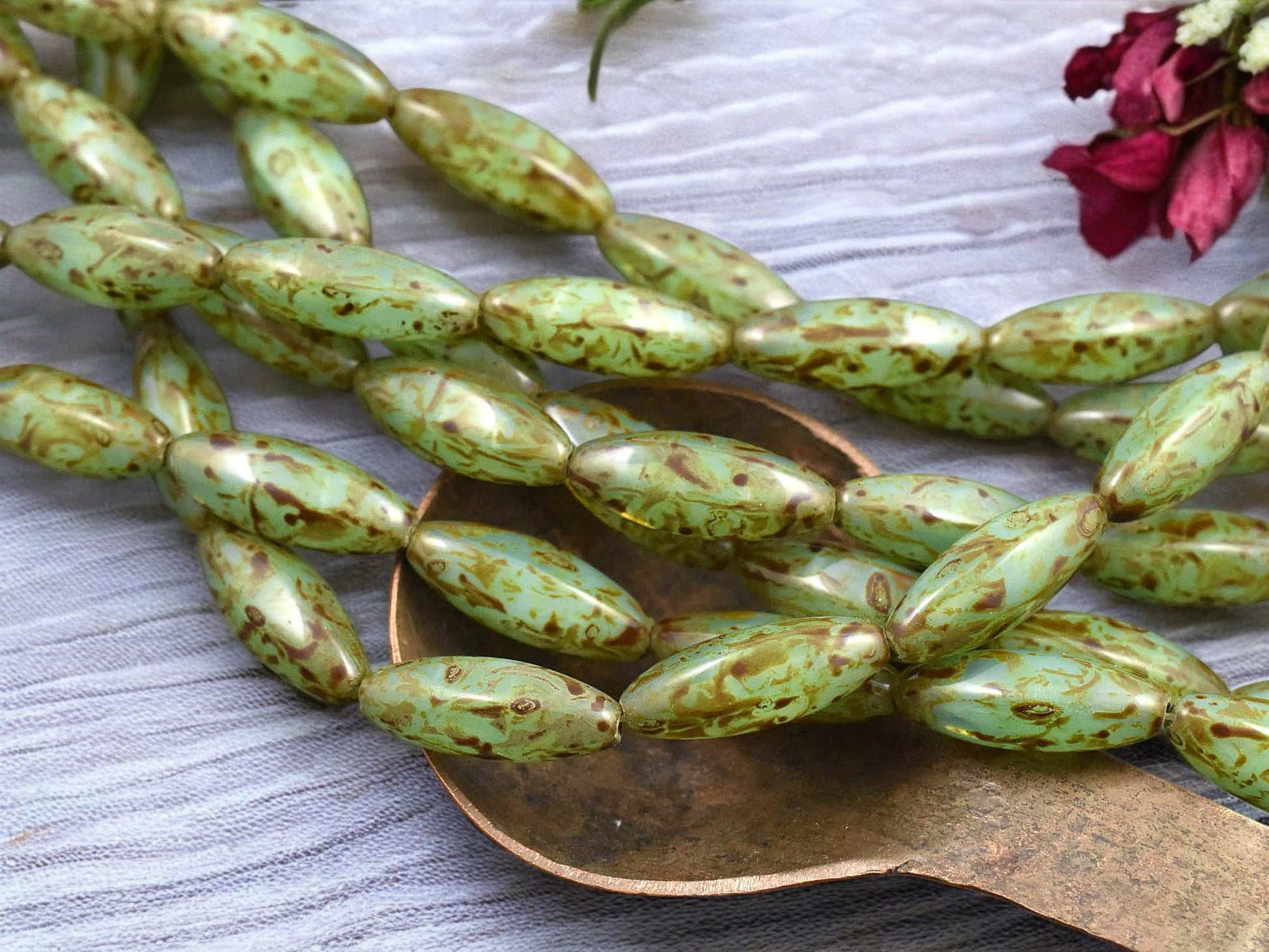 *10* 19x7mm Green Opaline Travertine Wedged Oval Beads