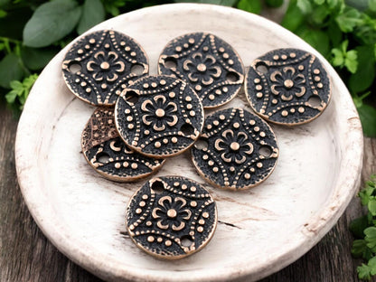 *50* 11mm Antique Copper Round Floral Connectors