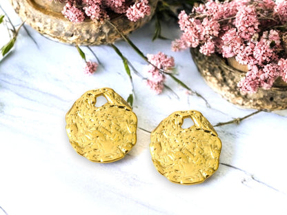 Minimalist Charms - Metal Charms - Hammered Charms - Stainless Steel Charms - Gold Charms - 2pcs - 35x30mm - (A302)