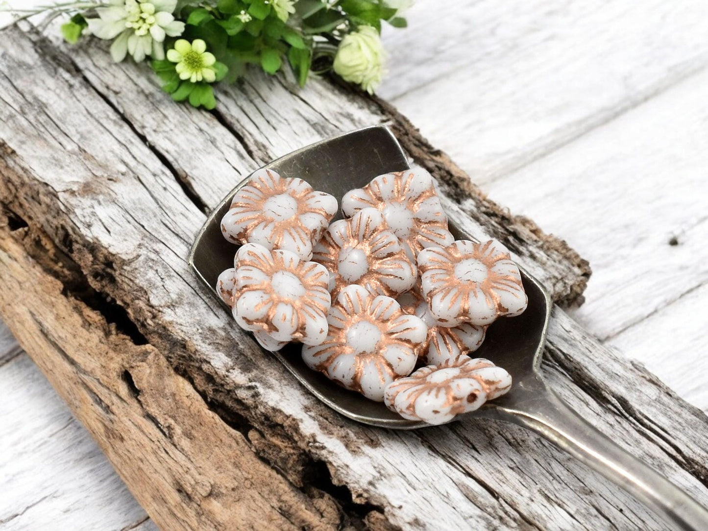 Czech Glass Beads - Flower Beads - Czech Glass Flowers - Square Flowers - 11mm Flower - 13pcs - (3976)