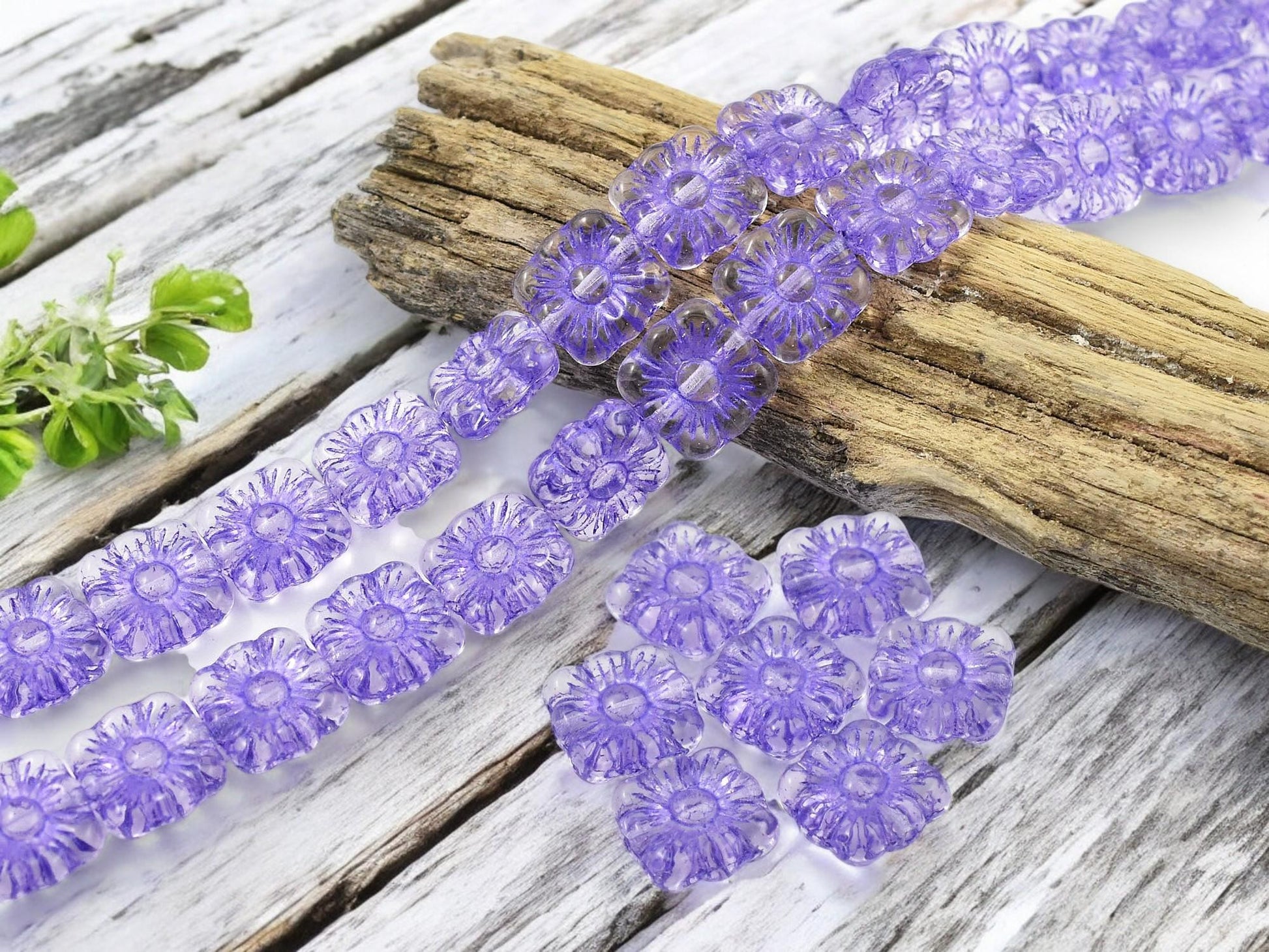 Czech Glass Beads - Flower Beads - Czech Glass Flowers - Square Flowers - 11mm Flower - 16pcs - (1754)