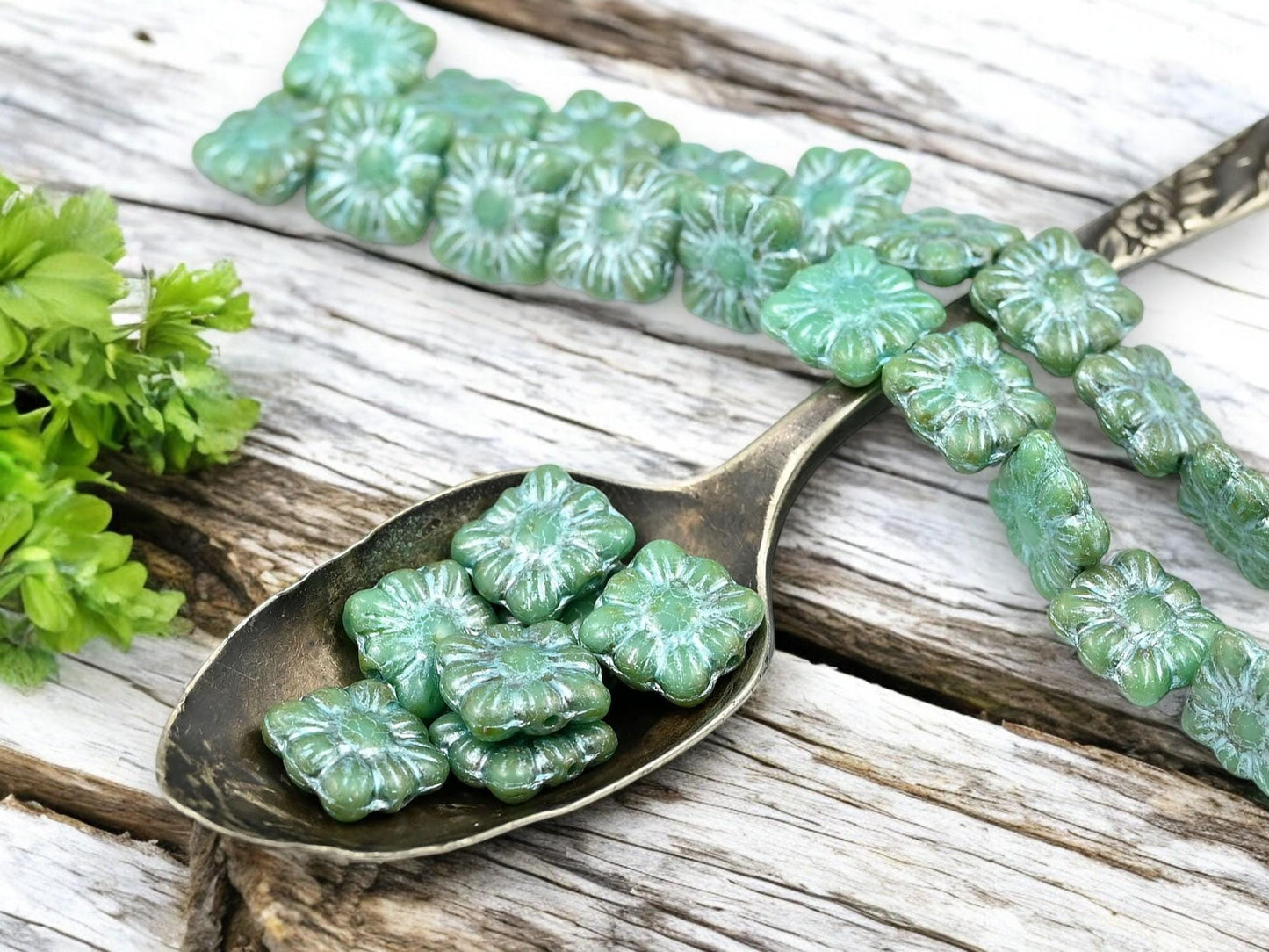 Czech Glass Beads - Flower Beads - Czech Glass Flowers - Square Flowers - 11mm Flower - 13pcs - (4705)