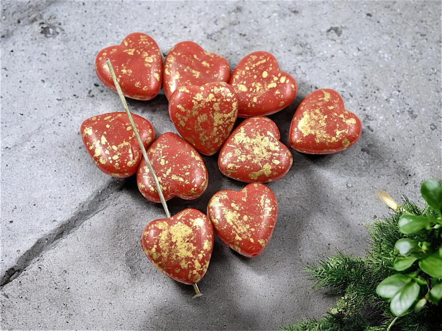 Red Heart Beads - Czech Glass Beads - Czech Glass Heart - 14mm - 10pcs - (1999)