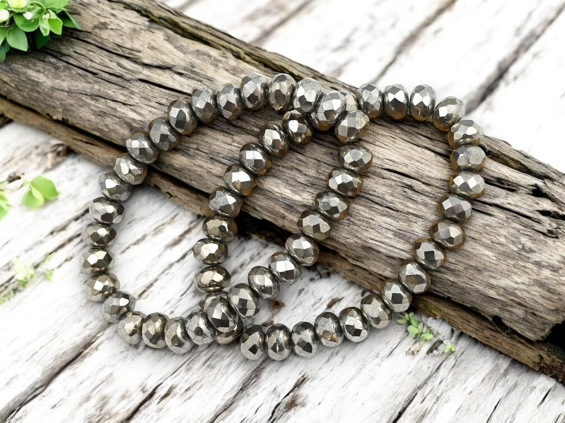 Czech Glass Beads - Rondelle Beads - Silver Spacers - Antique Silver Beads - 3x5mm Rondelle Beads - 30pcs - (6186)