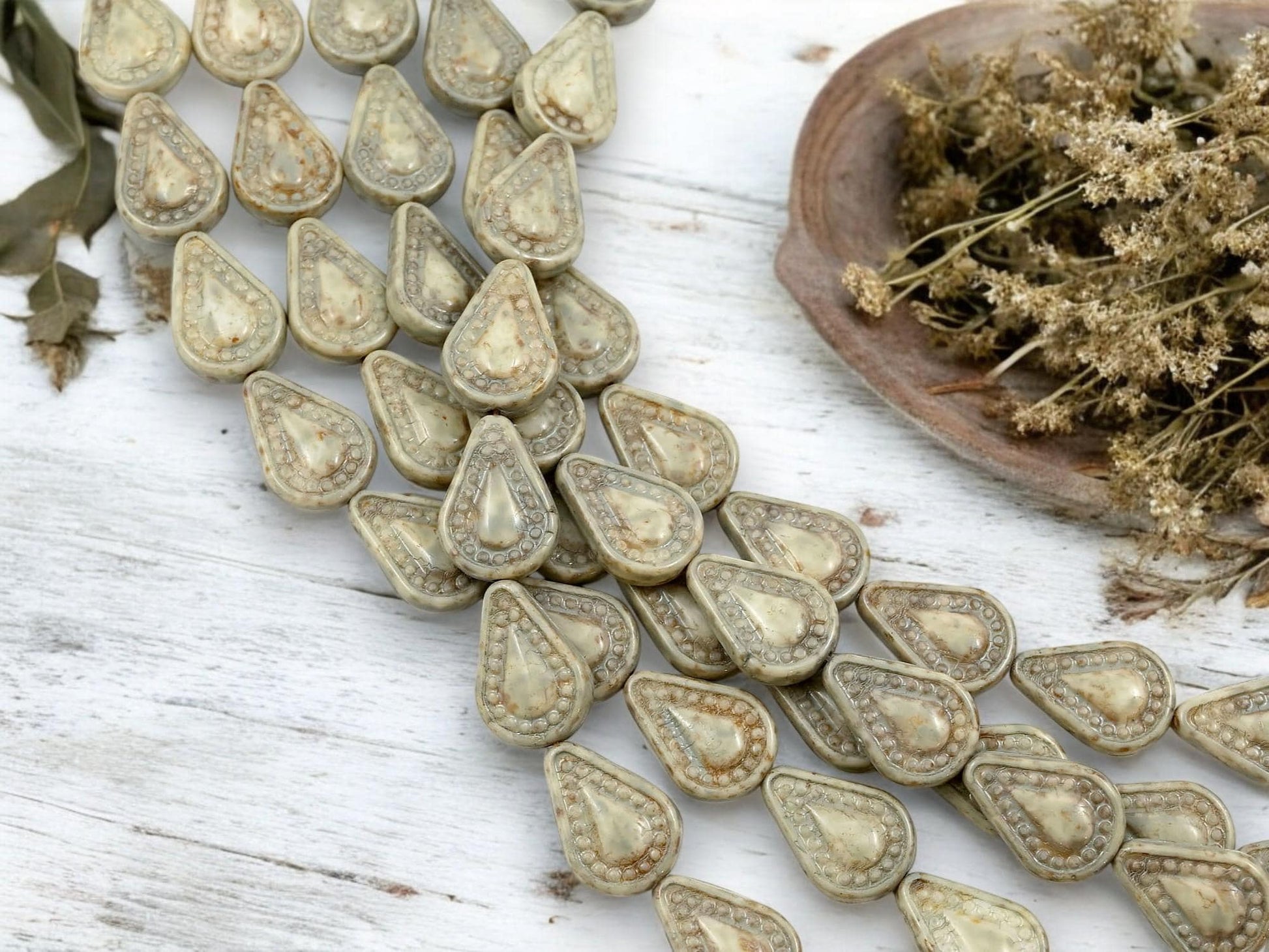 Picasso Beads - Czech Glass Beads - Teardrop Beads - Filigree Style Beads - Tear Drop Beads - 10pcs - 14x10mm - (B977)