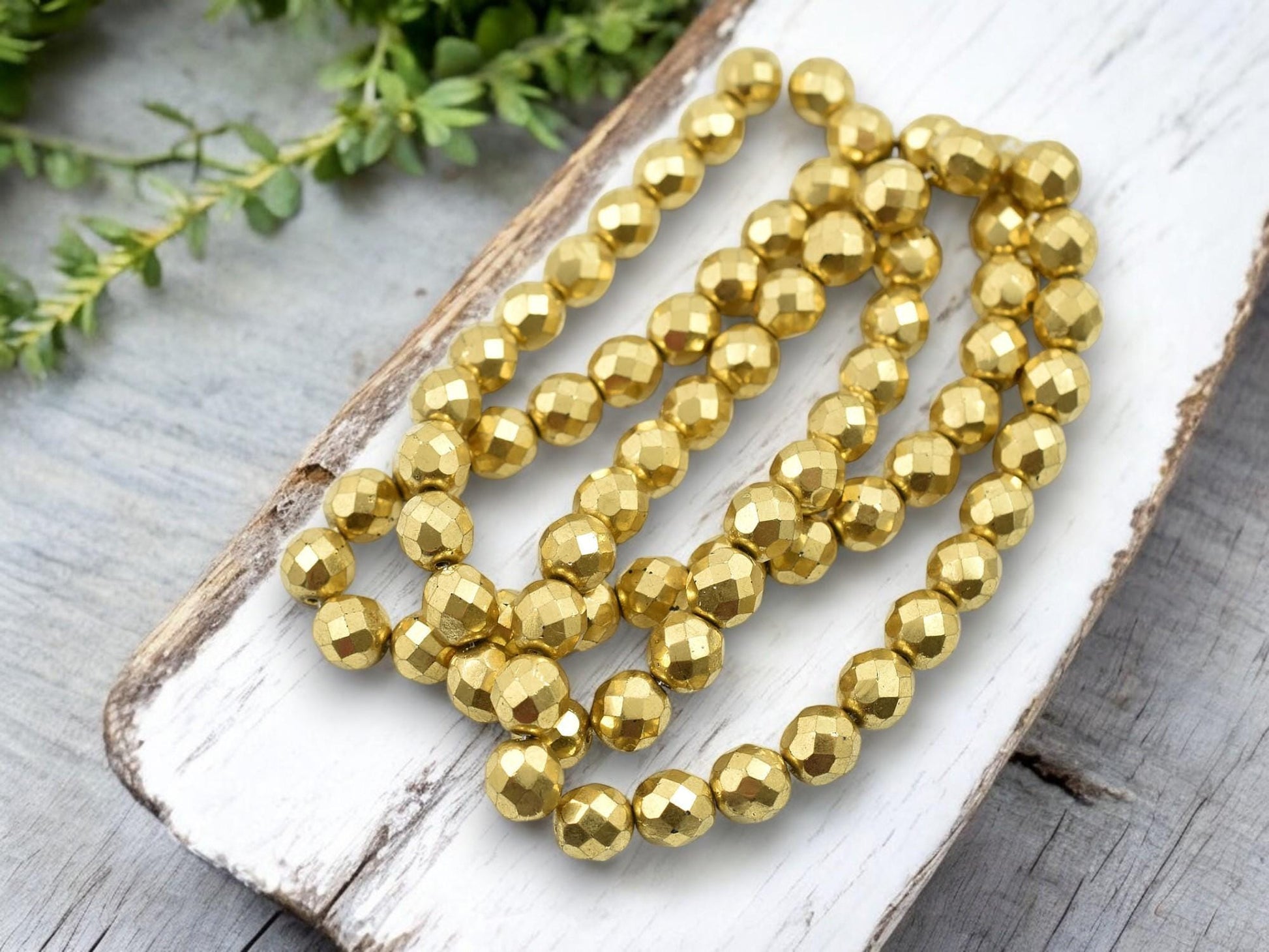 Czech Glass Beads - Fire Polished Beads - Round Beads - Gold Beads - 8mm - 25pcs - (3702)