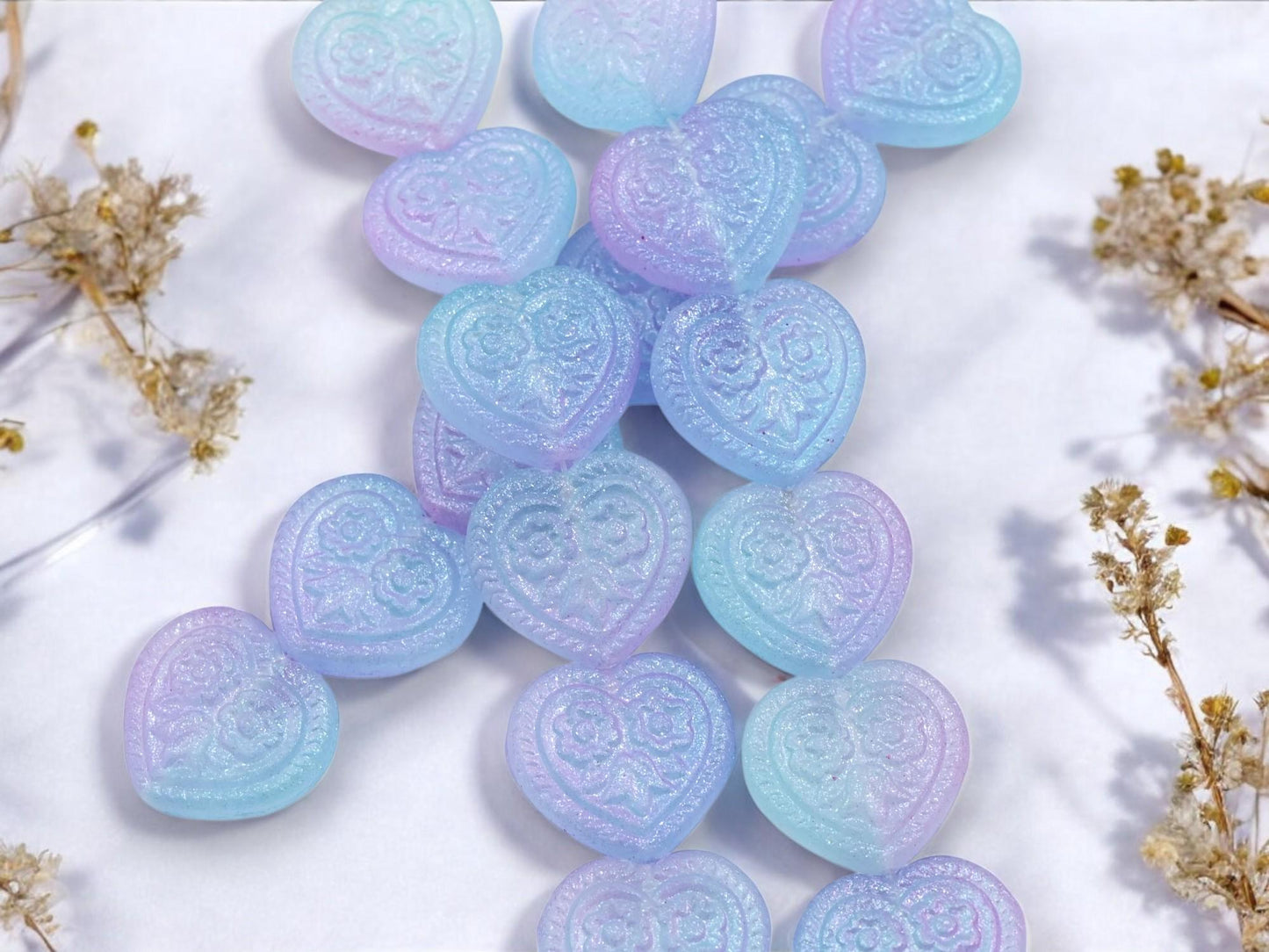 Heart Beads - Czech Glass Beads - Gold Beads - Floral Beads - 17mm - 6pcs - (3725)