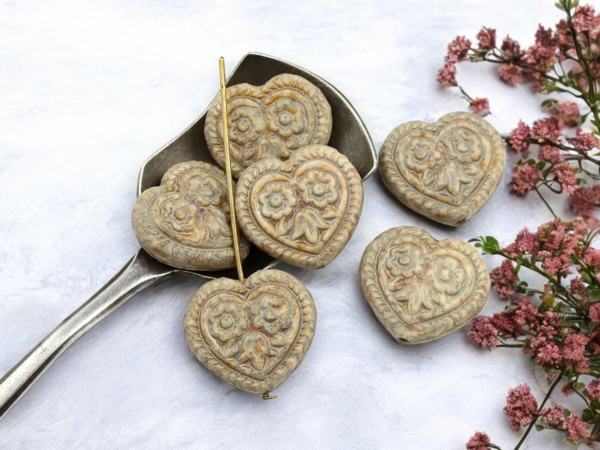 Picasso Beads - Heart Beads - Czech Glass Beads - Gold Beads - Floral Beads - 17mm - 6pcs - (3583)