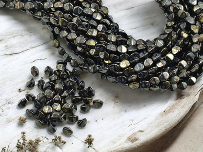 Pinch Beads - Czech Glass Beads - Picasso Beads - Oval Beads - Small Beads - Bead Crochet - 5x4mm - 50pcs - (3233)