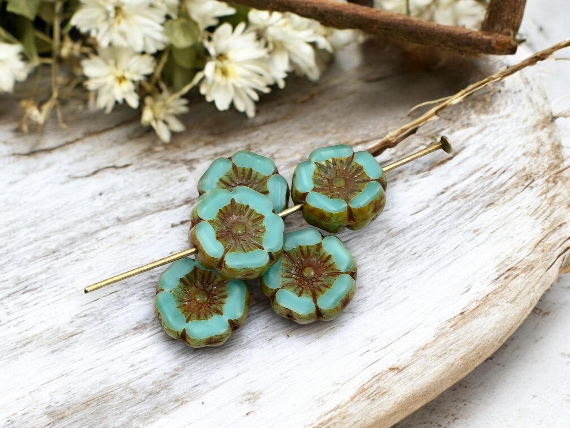 Picasso Beads - Czech Glass Beads - Hawaiian Flower Beads - Czech Glass Flowers - 12mm - 12pcs (6161)