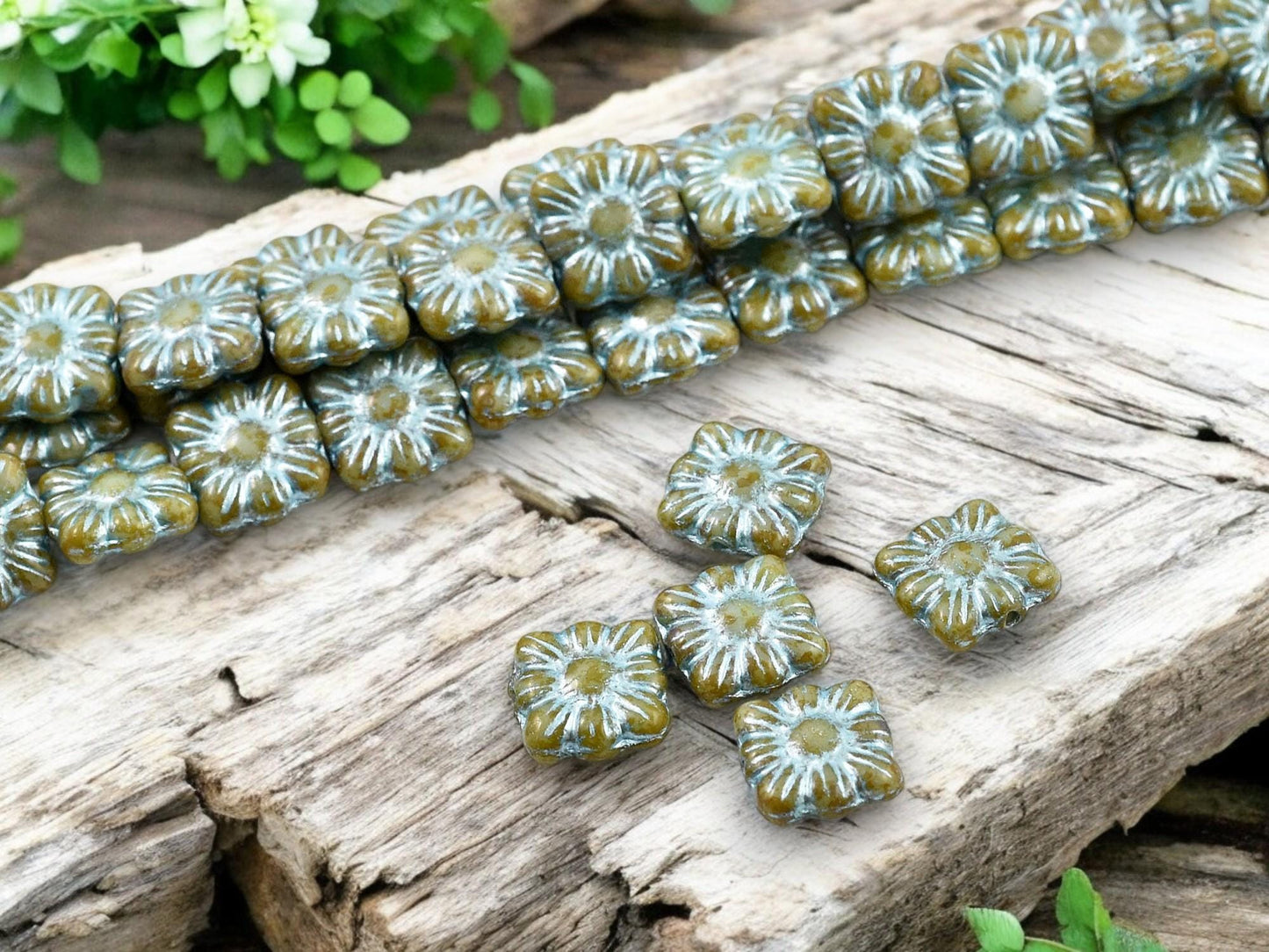 Picasso Beads - Czech Glass Beads - Flower Beads - Czech Glass Flowers - Square Flowers - 11mm Flower - 13pcs - (832)