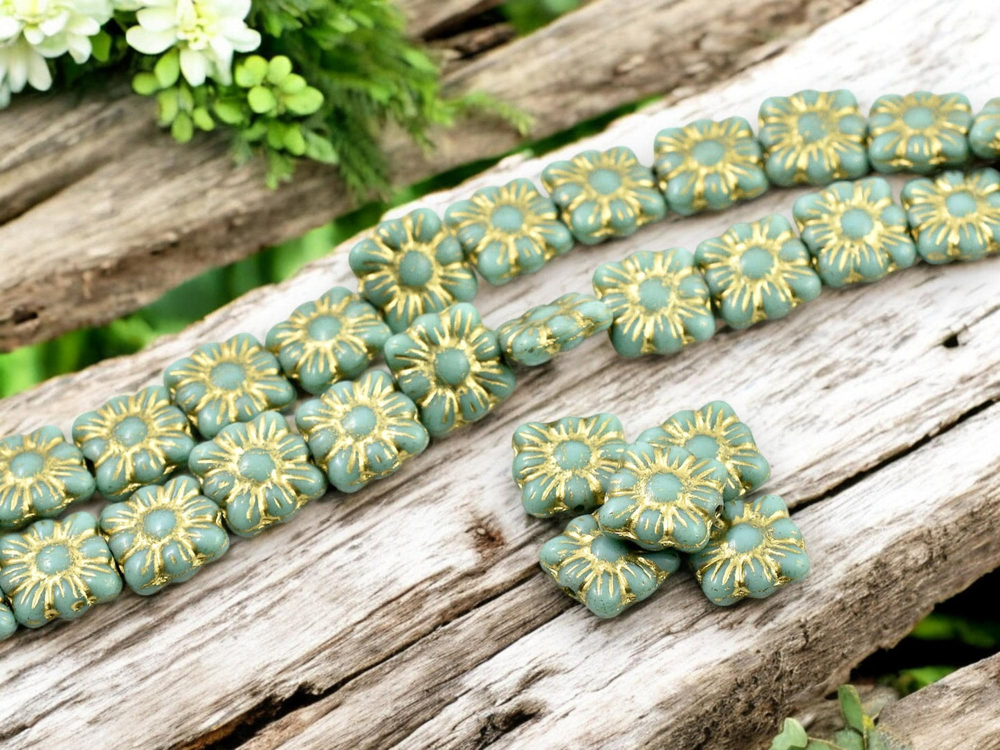 Czech Glass Beads - Flower Beads - Czech Glass Flowers - Square Flowers - 11mm Flower - 13pcs - (4705)
