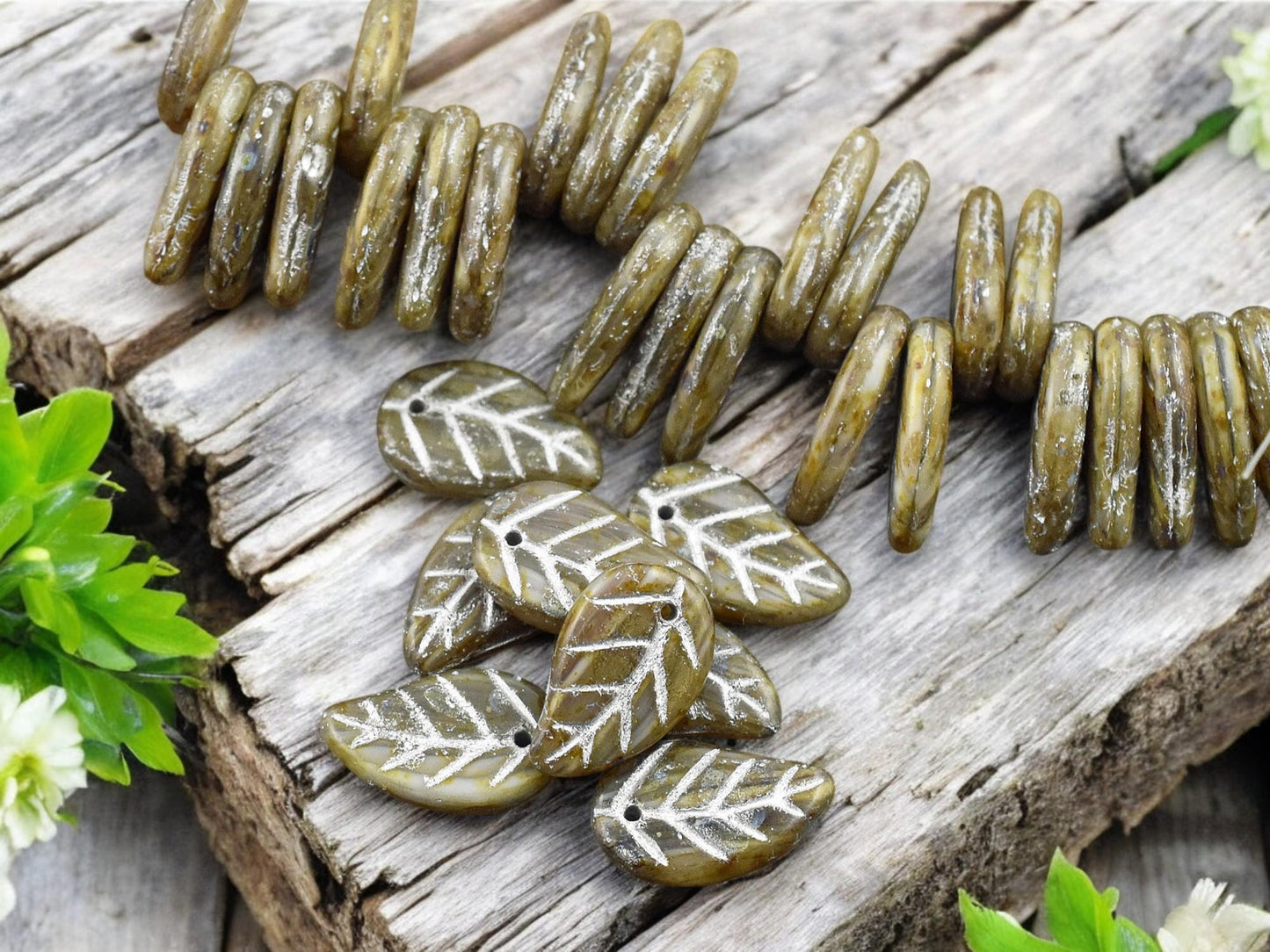 *25* 15x9mm Silver Washed Sandy Beige Opaline Top Hole Leaf Beads