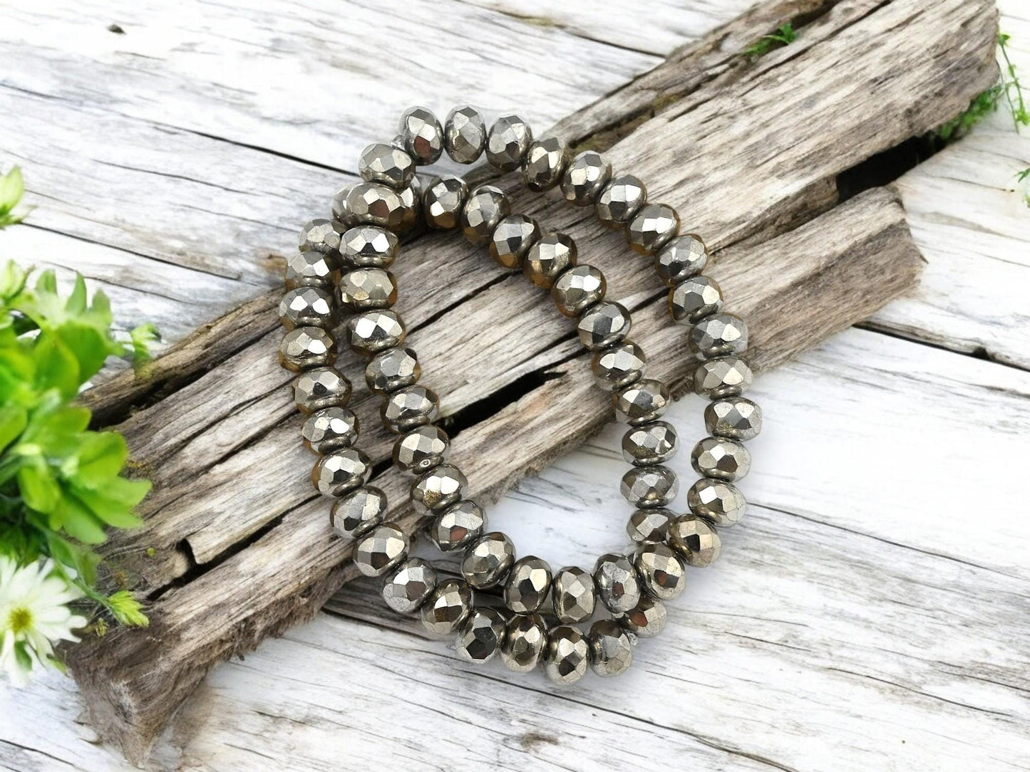 Czech Glass Beads - Rondelle Beads - Silver Spacers - Antique Silver Beads - 3x5mm Rondelle Beads - 30pcs - (6186)