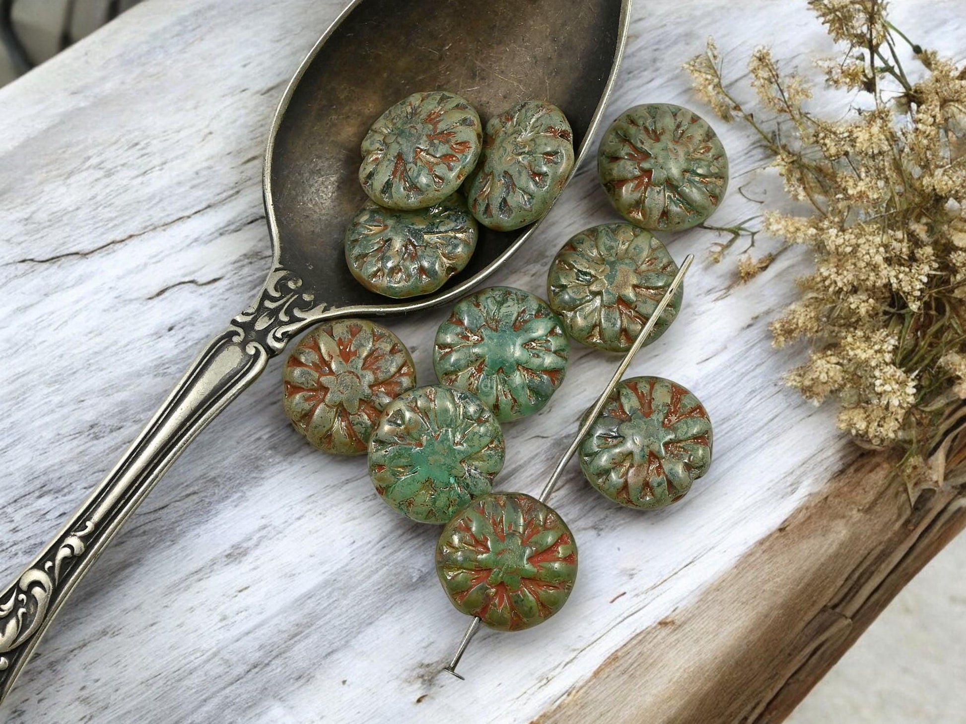 Flower Beads - Czech Glass Beads - Picasso Beads - Dahlia Beads - Dahlia Flower - 10pcs - 14mm - (A535)