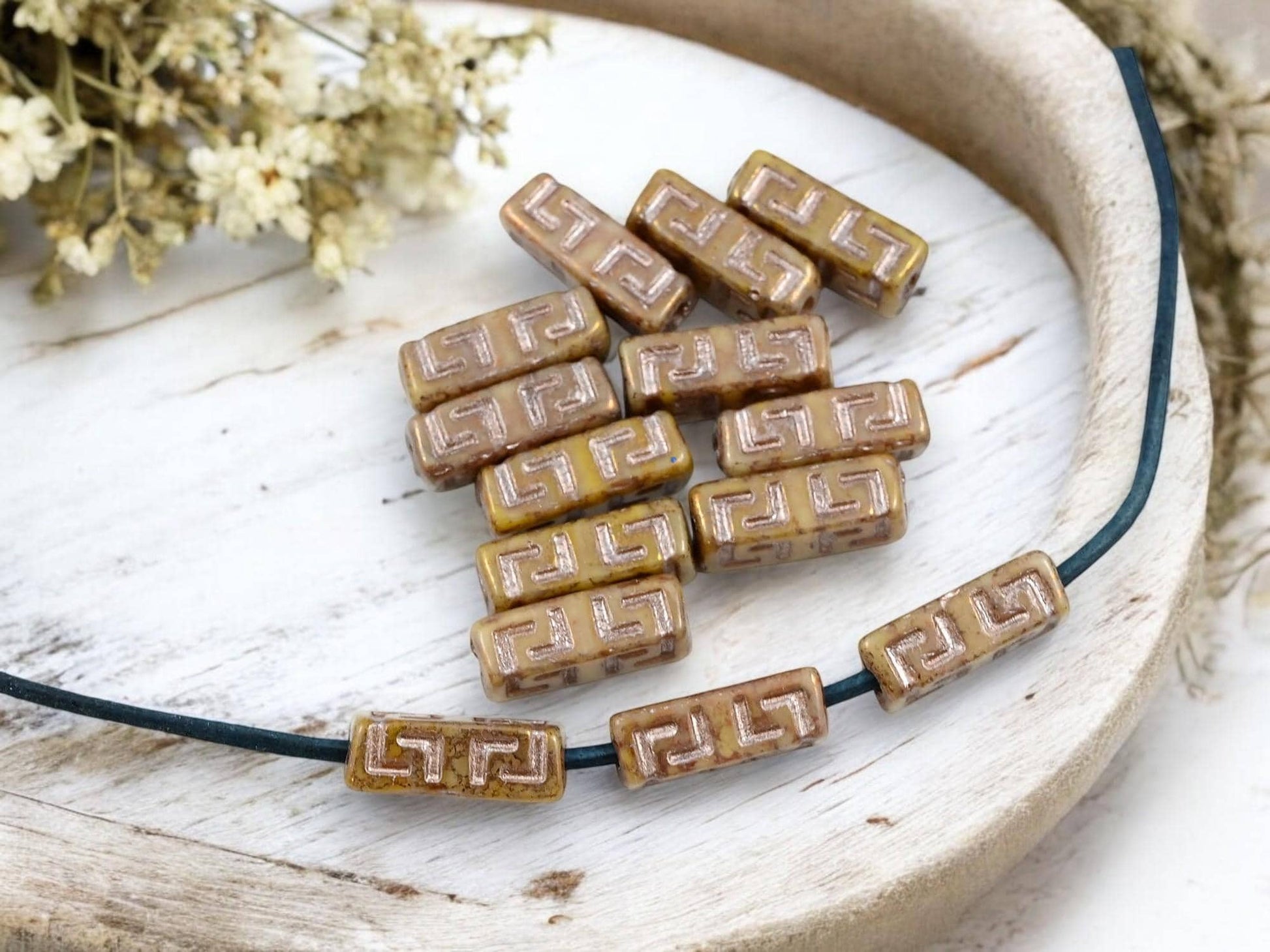 Czech Glass Beads - Tube Beads - Celtic Beads - Picasso Beads - Stick Beads - 15x5mm - 12pcs (2575)