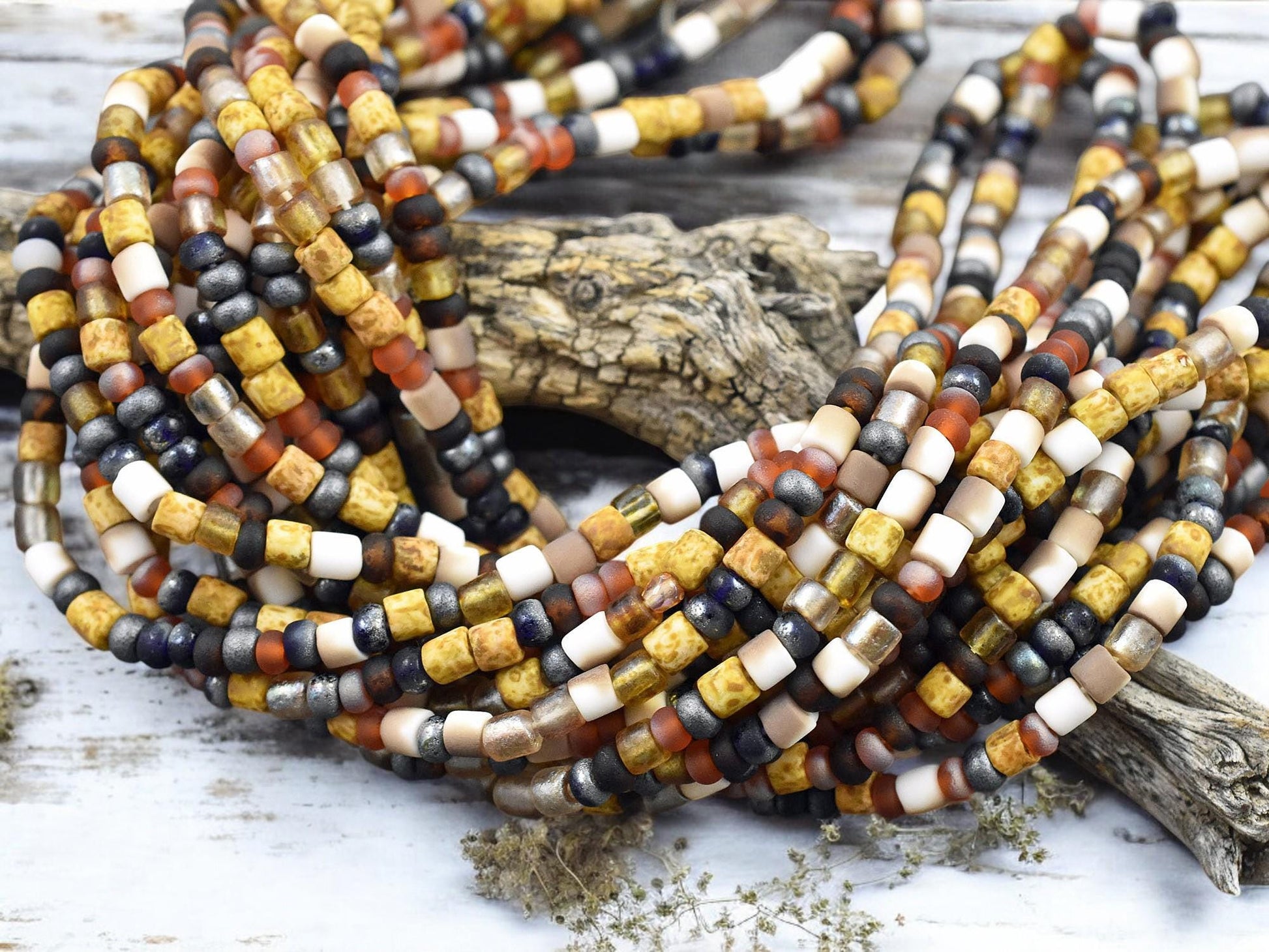 6/0 Aged Matte Honeycomb Tube Picasso Mix Seed Beads (20" Strand)