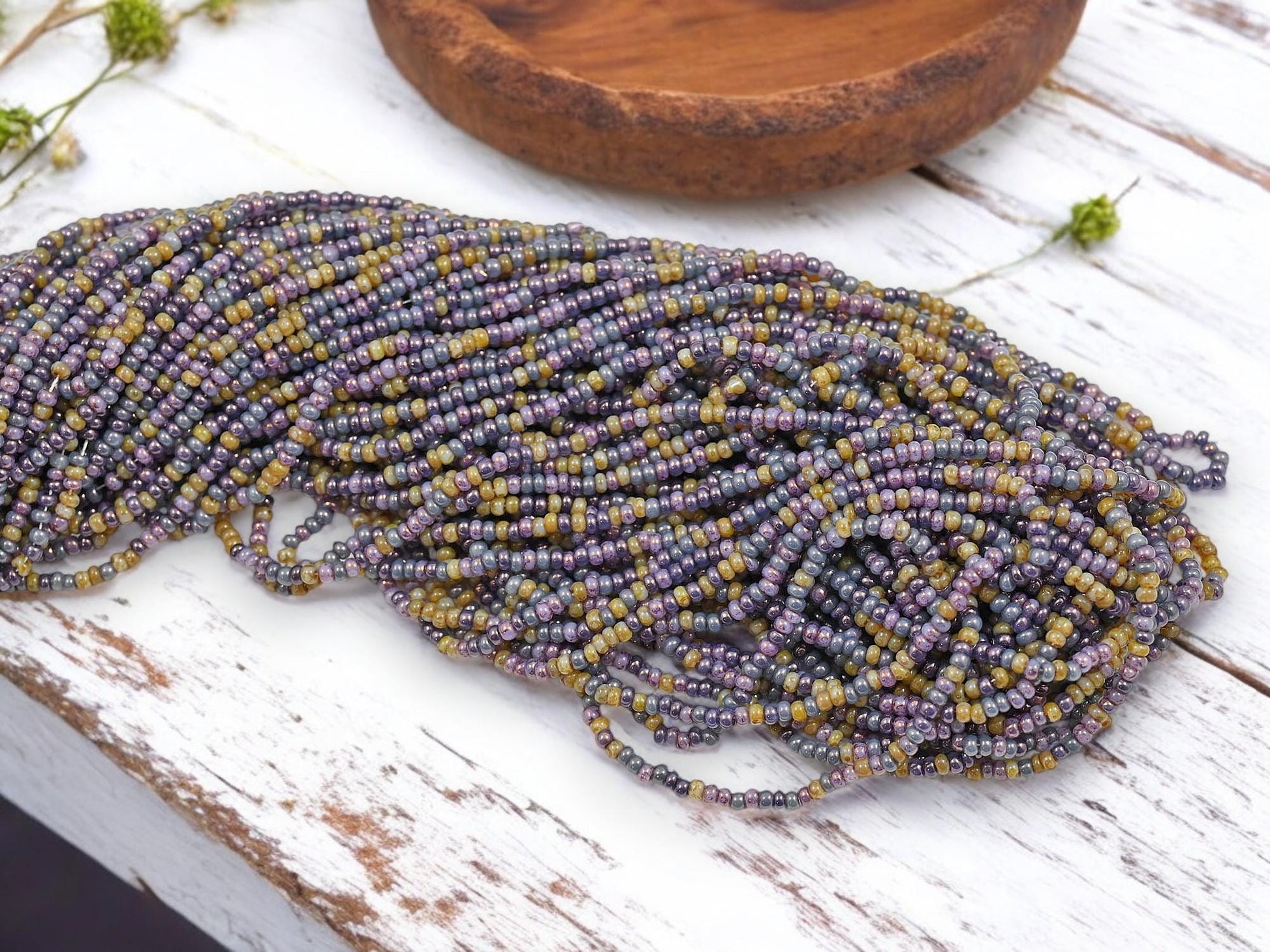lavender seed beads 10/0 Aged Lavender Medley Picasso Mix Seed Beads (21" Strand)