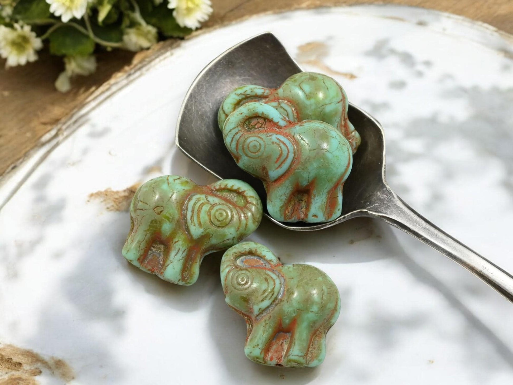 Picasso Beads - Elephant Beads - Czech Glass Beads - Elephant Pendant - Lucky Elephant - Elephant Charm - 21x20mm - 4pcs - (A114)